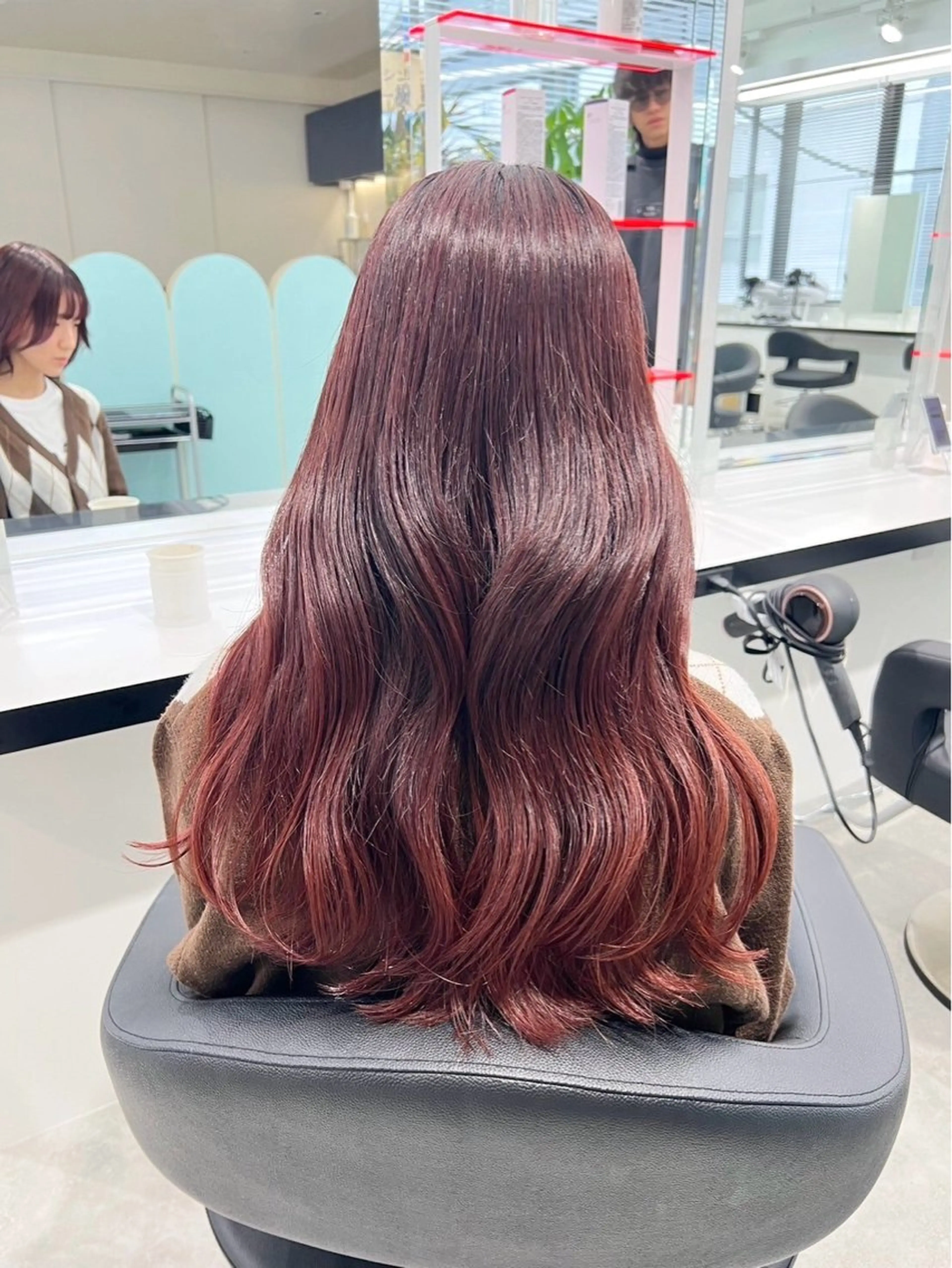 ロング カラー 履歴修正屋さん／ ブロンド／ホワイトのヘアスタイル