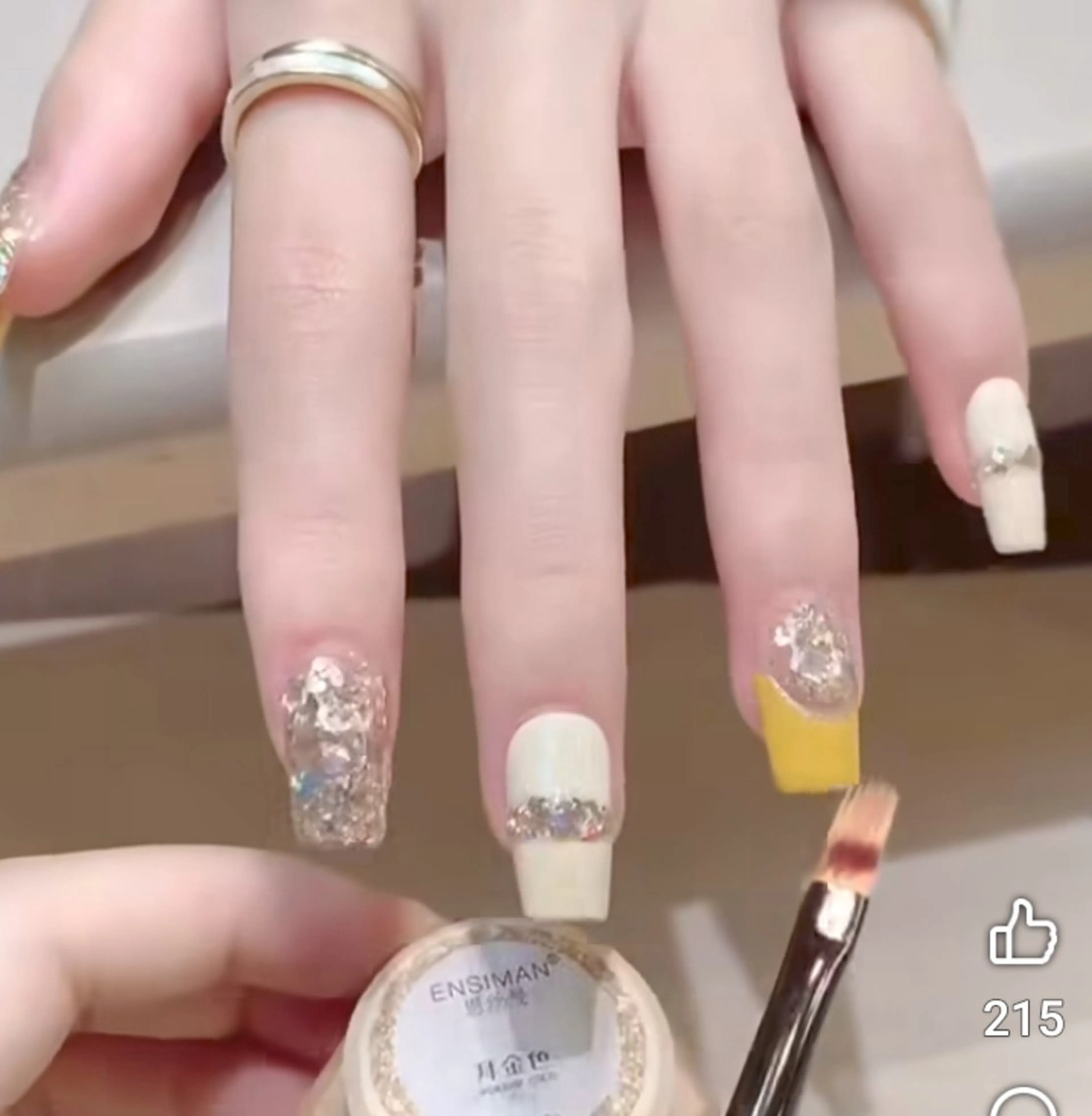 ネイル ヒナネイルサロン所属・Hina ネイルサロンのネイルデザイン