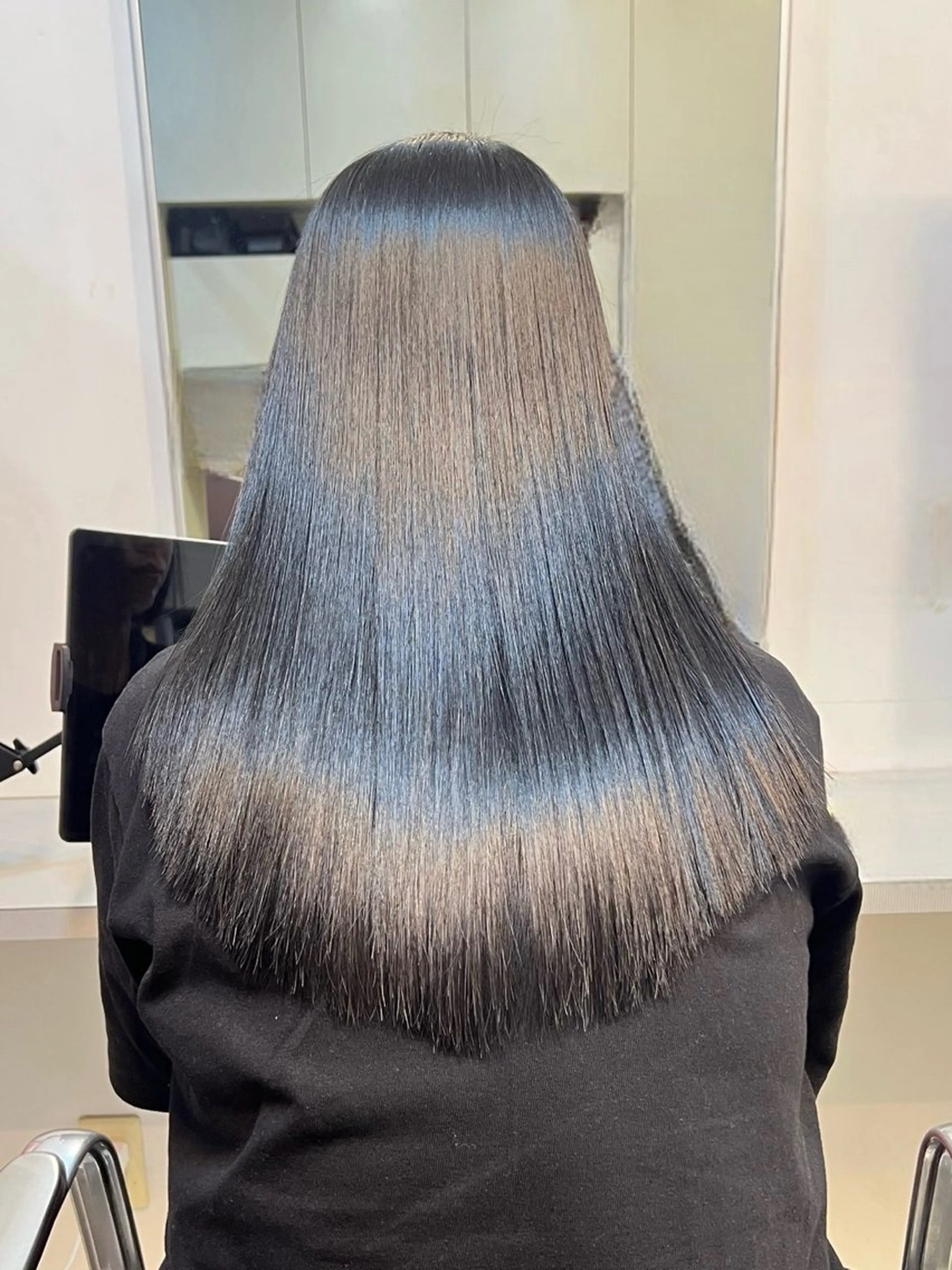 ロング カット 縮毛矯正 土岐 泰廣のヘアスタイル