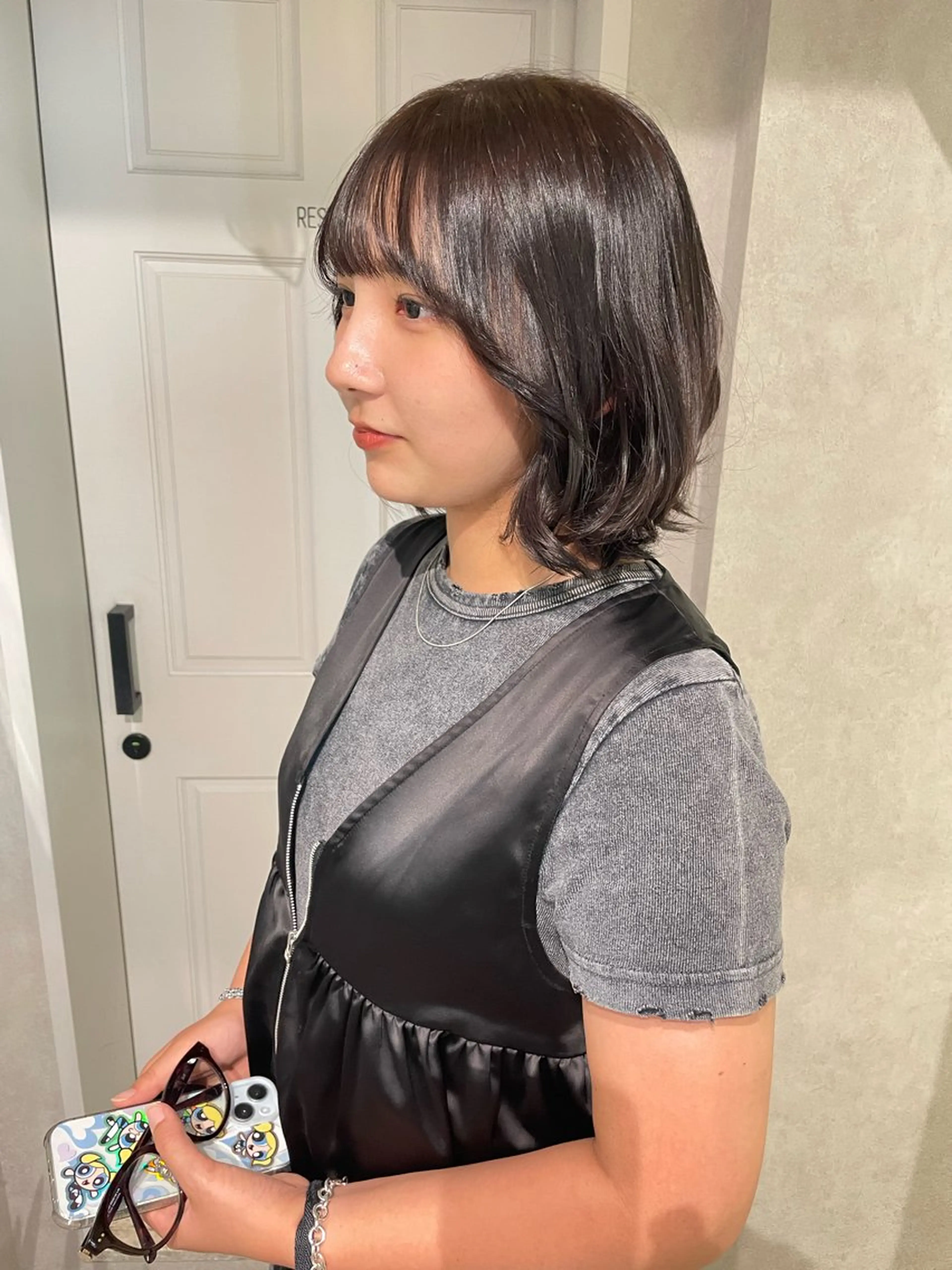 ショート カラー ブリーチ ダブルカラー ブリーチなしカラー ヘアカラー トリートメント ナチュラル透明感🌱 小山美樹子のヘアスタイル