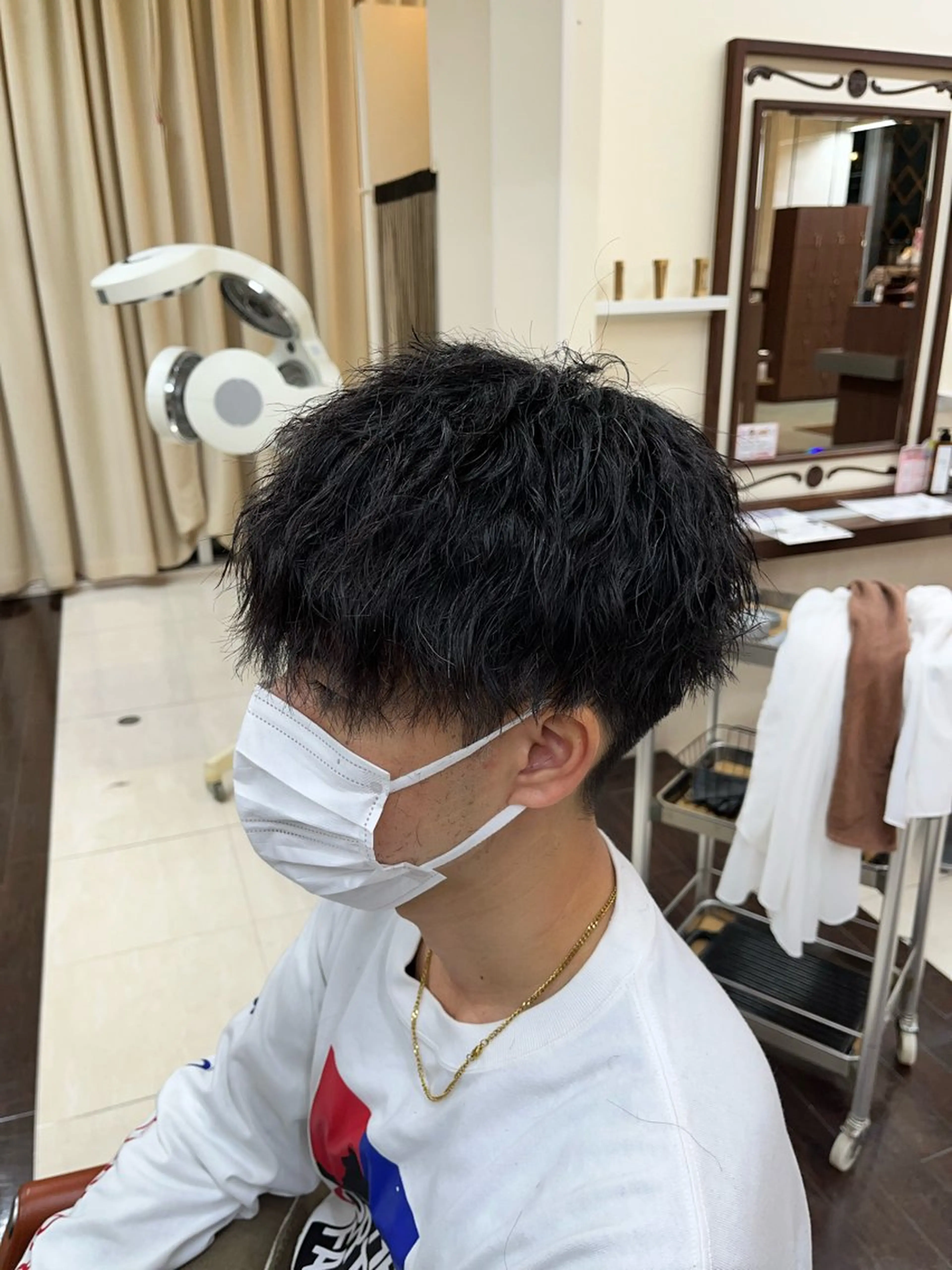 ショート パーマ メンズ マッシュ メンズパーマ メンズツイストパーマ 刈り上げ ツイストパーマ 🧊メンズ特化🧊 高木航希のヘアスタイル