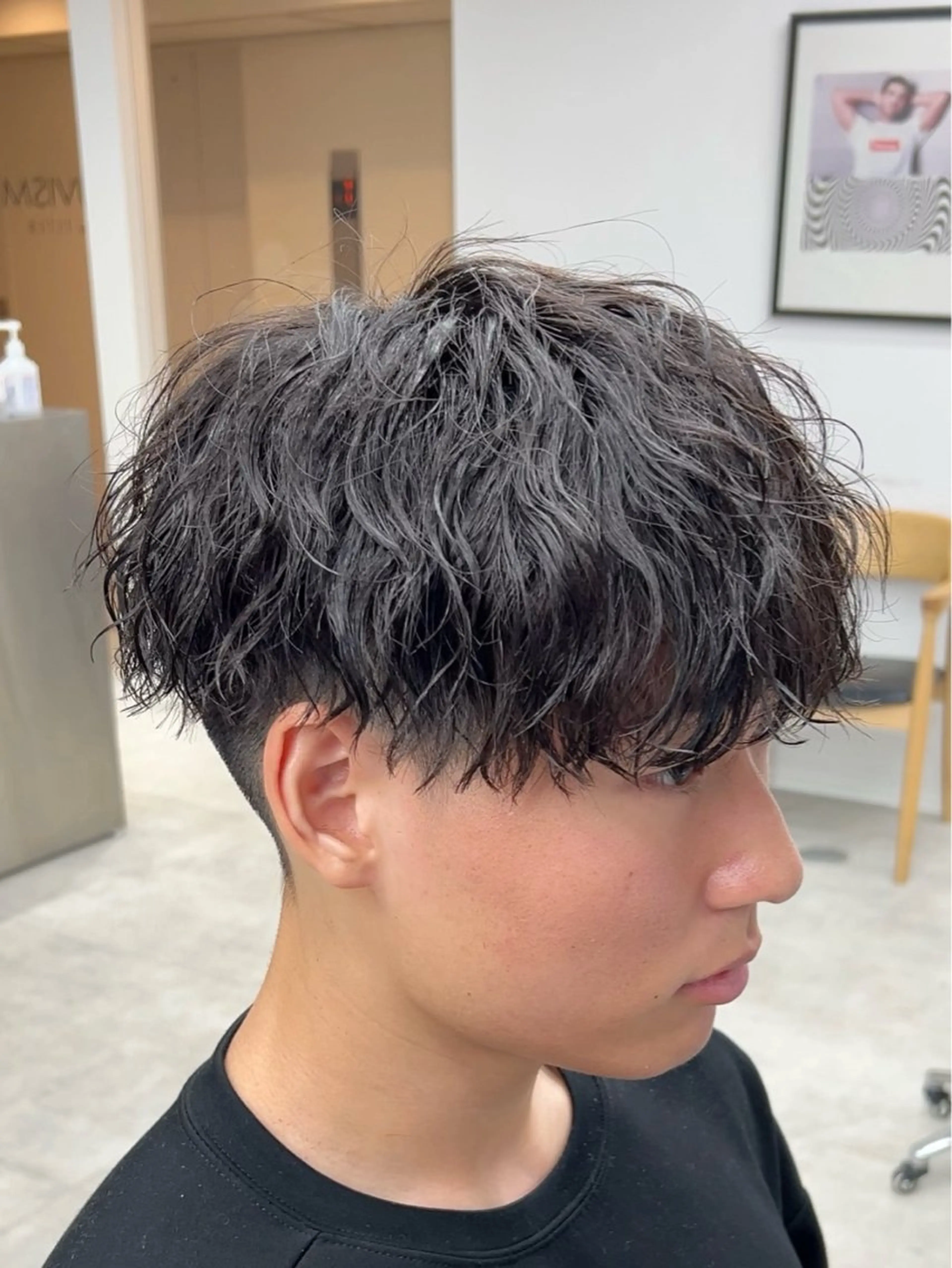 ショート パーマ メンズ メンズパーマ ツイストスパイラルパーマ スパイラルパーマ カット パーマ メンズパーマ/ 新潟駅/佐藤裕のヘアスタイル