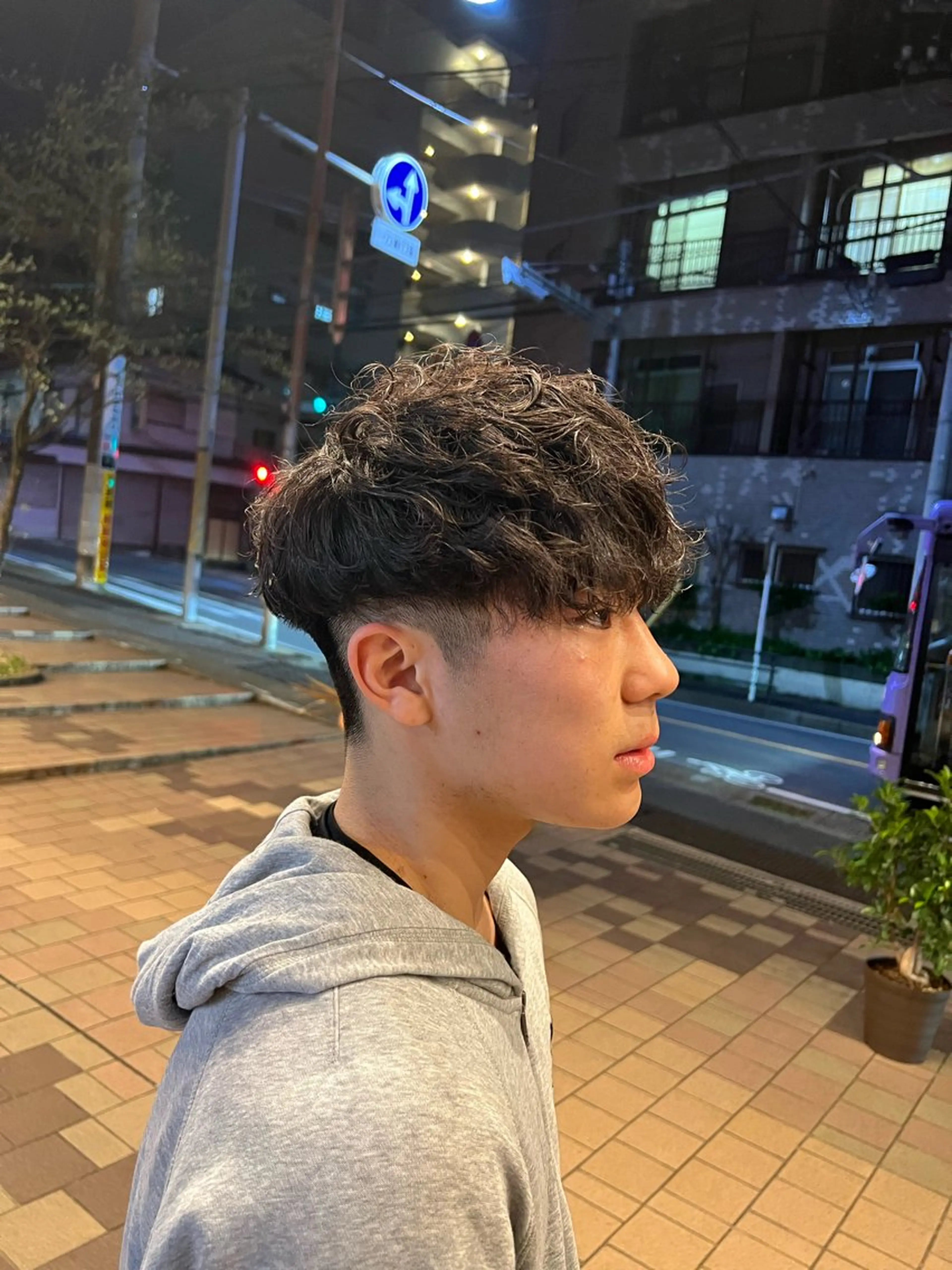 パーマ メンズ スペインカール Men's NAM 八角のヘアスタイル