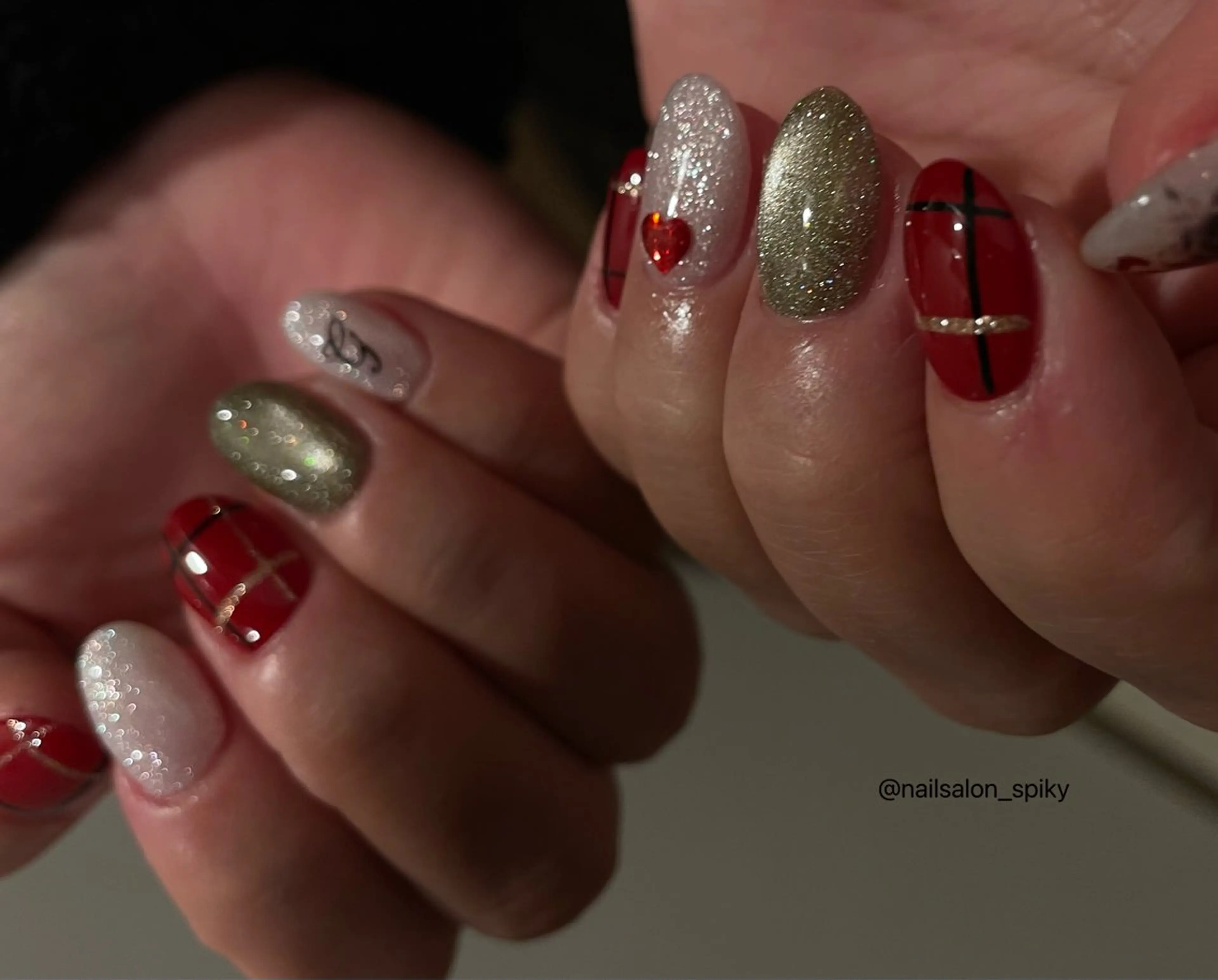 ネイル Spiky とうげ ふうかのネイルデザイン