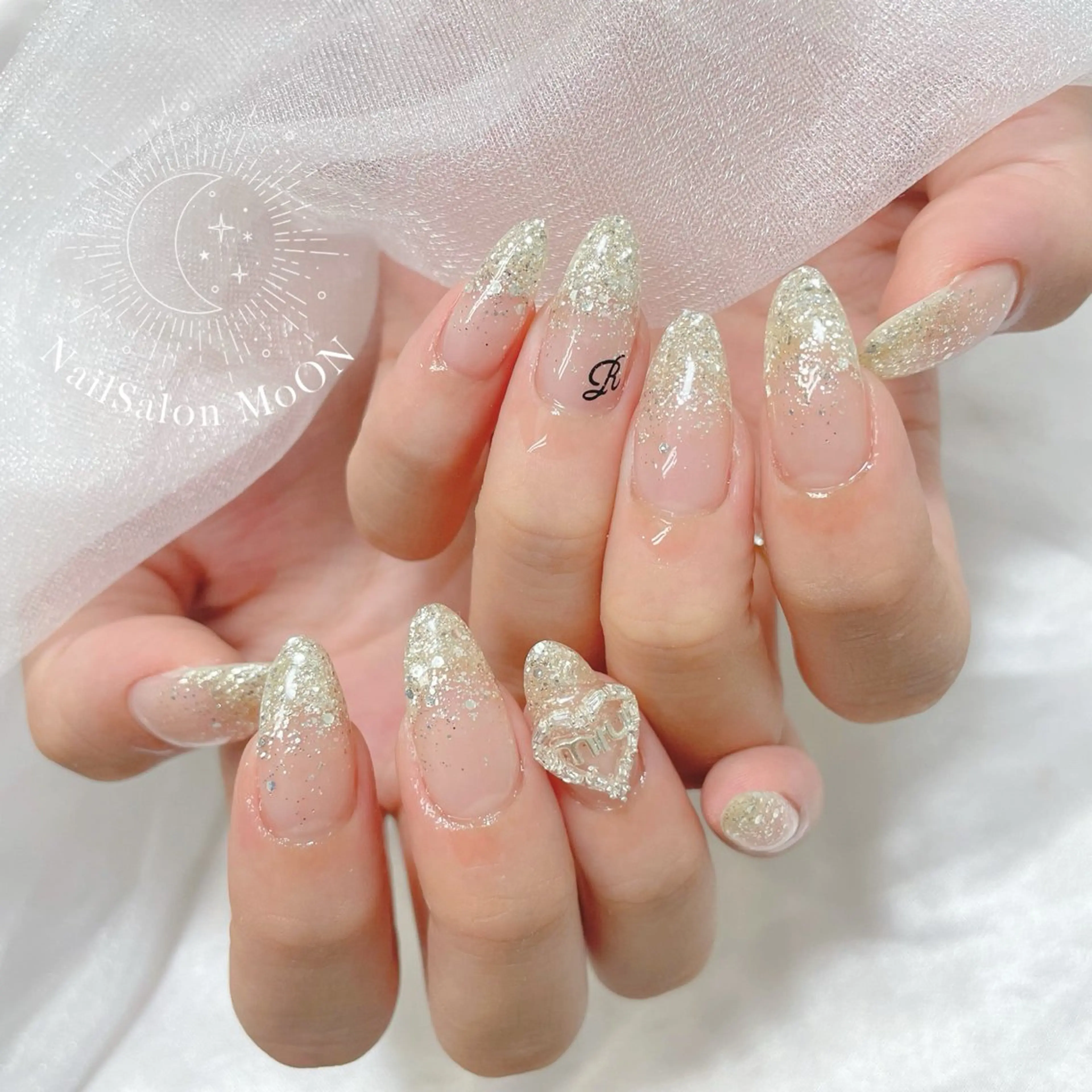ネイル MoON...❤︎ MeGuのネイルデザイン
