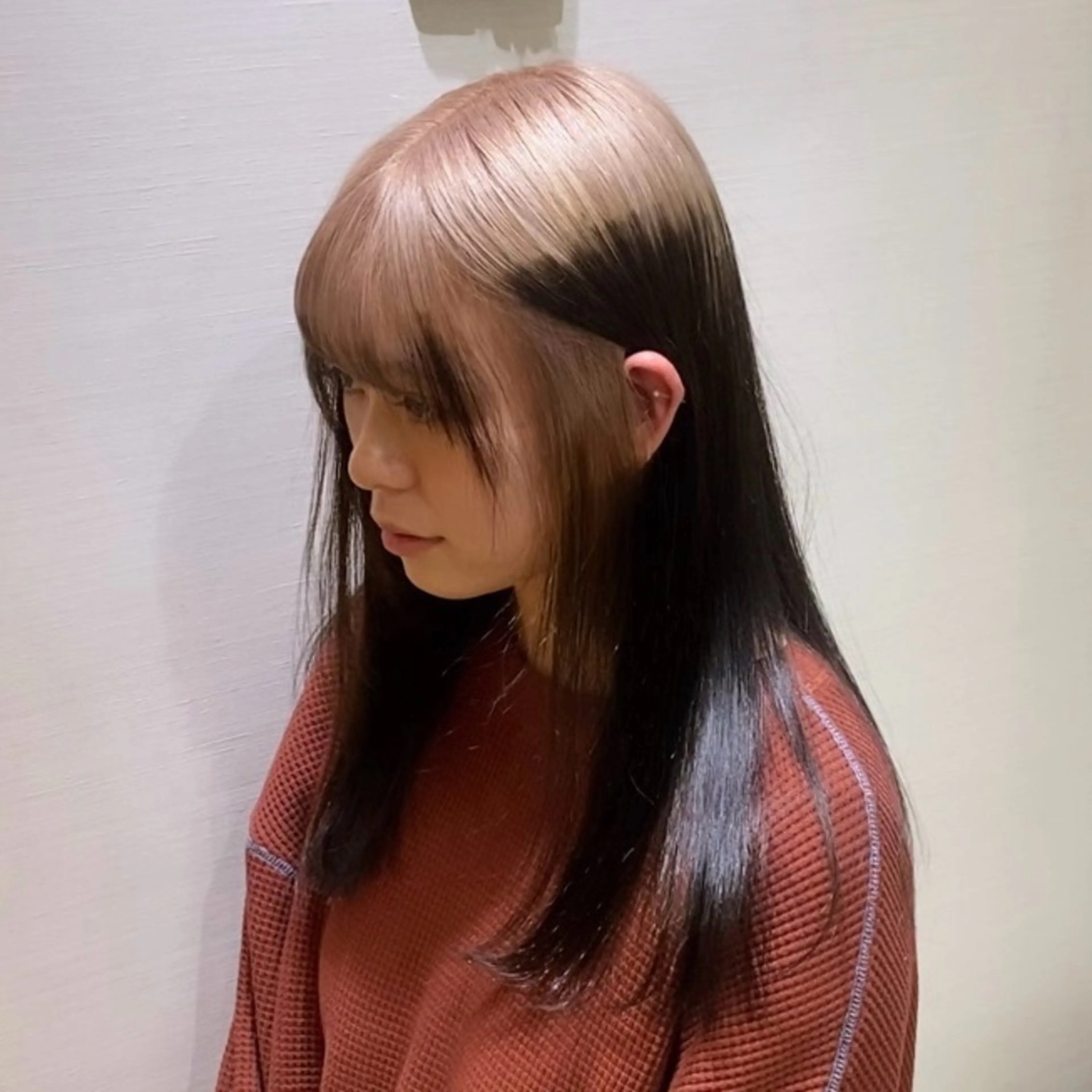 セミロング カット ヘアカラー トリートメント ハイトーン/レイヤー カット/TAKEのヘアスタイル