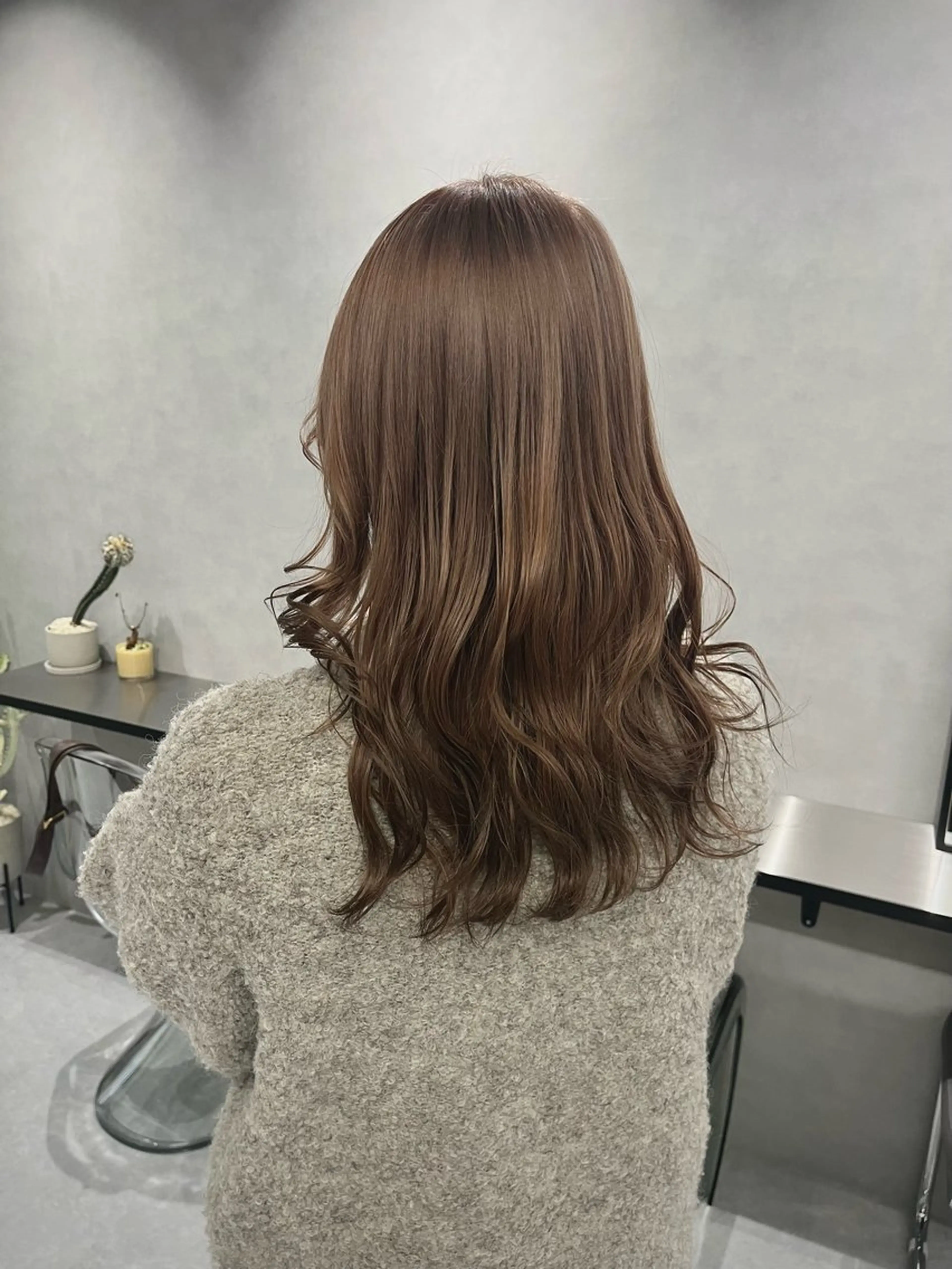 セミロング カラー 暖色ハイトーン特化 🥇Mioのヘアスタイル