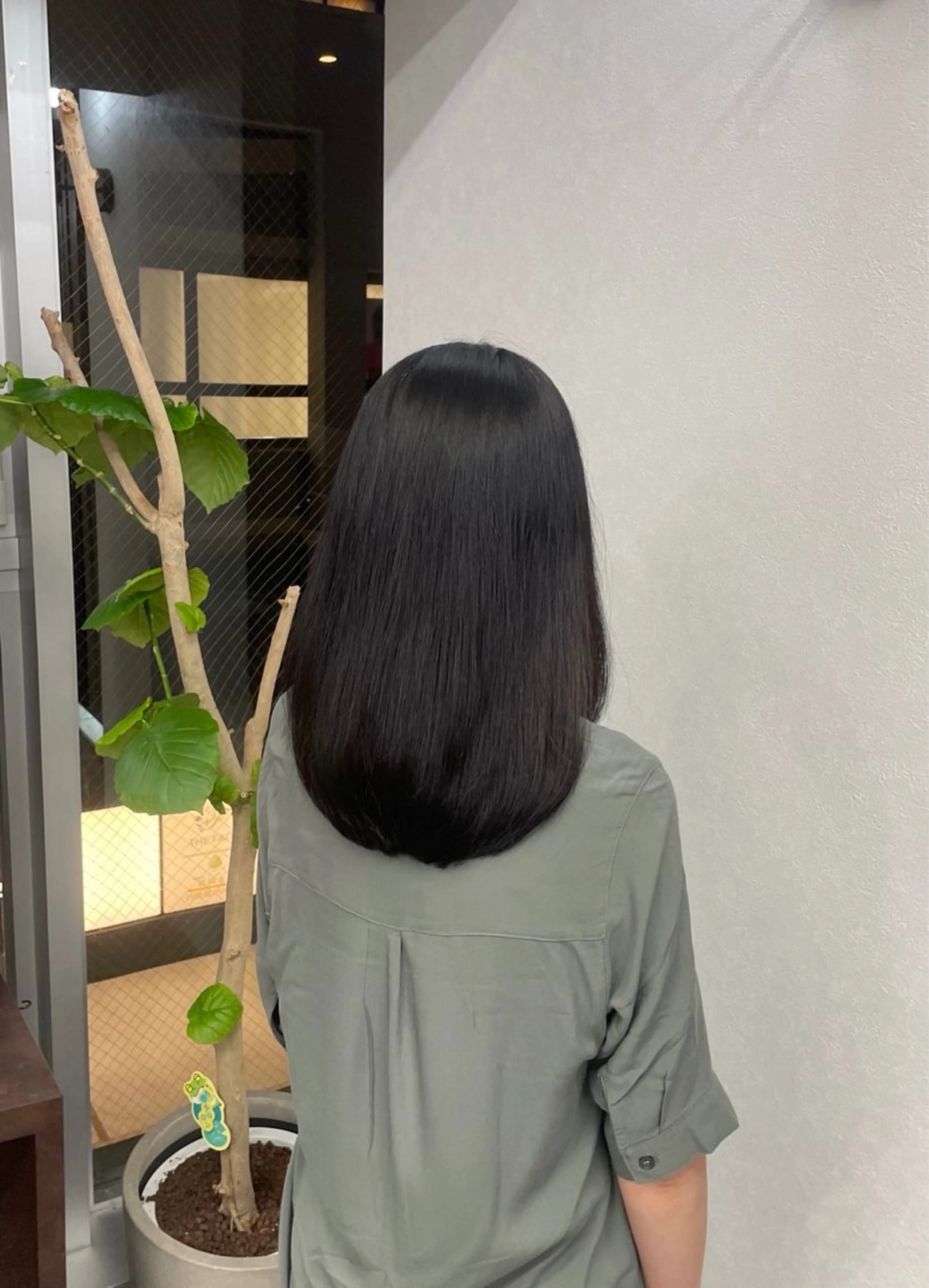 ロング 堀 綾花のヘアスタイル