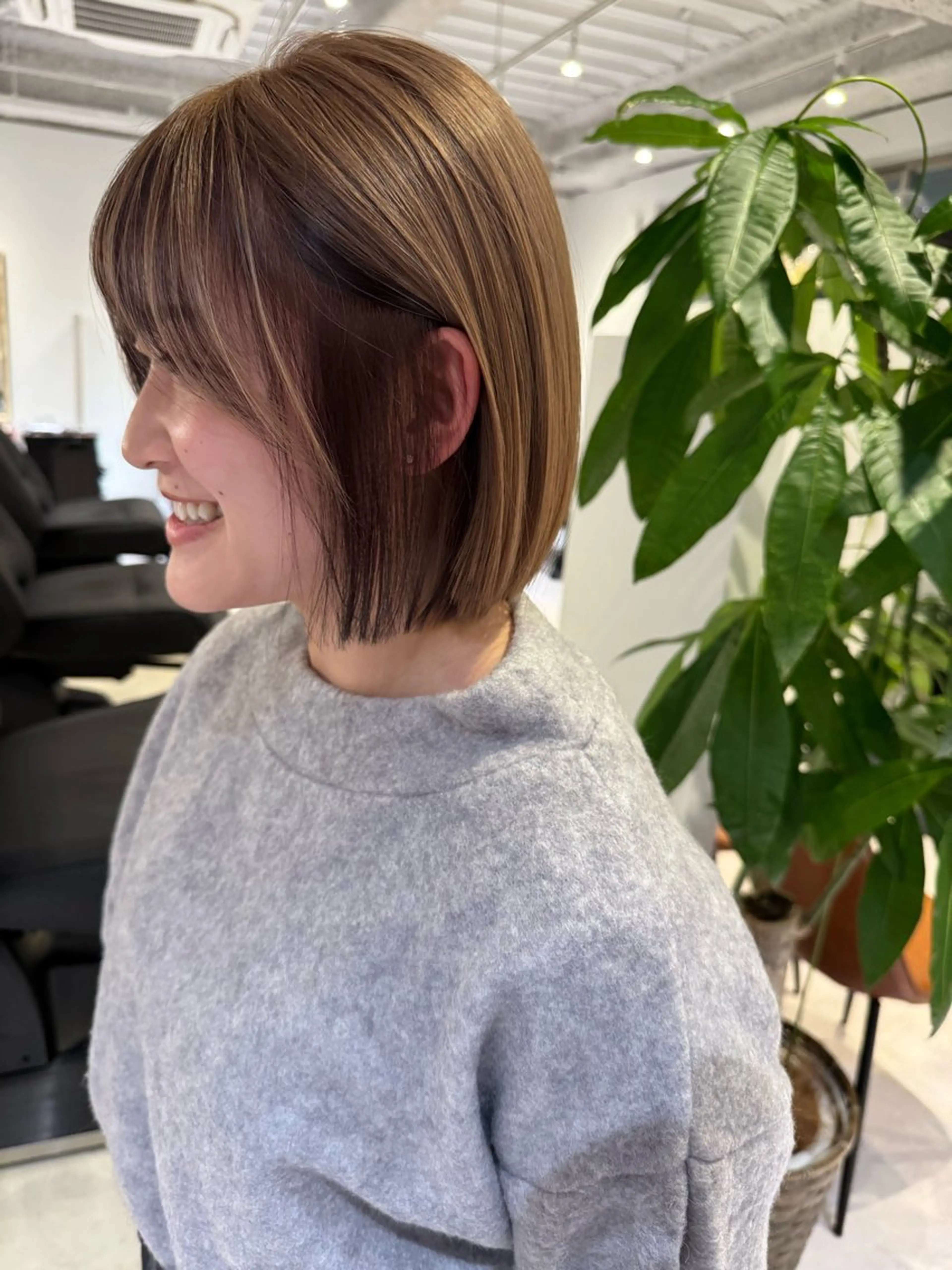 ミディアム 髪質改善 酸性ストレート カット ヘアカラー トリートメント 天王寺の美容師 わだひろしのヘアスタイル