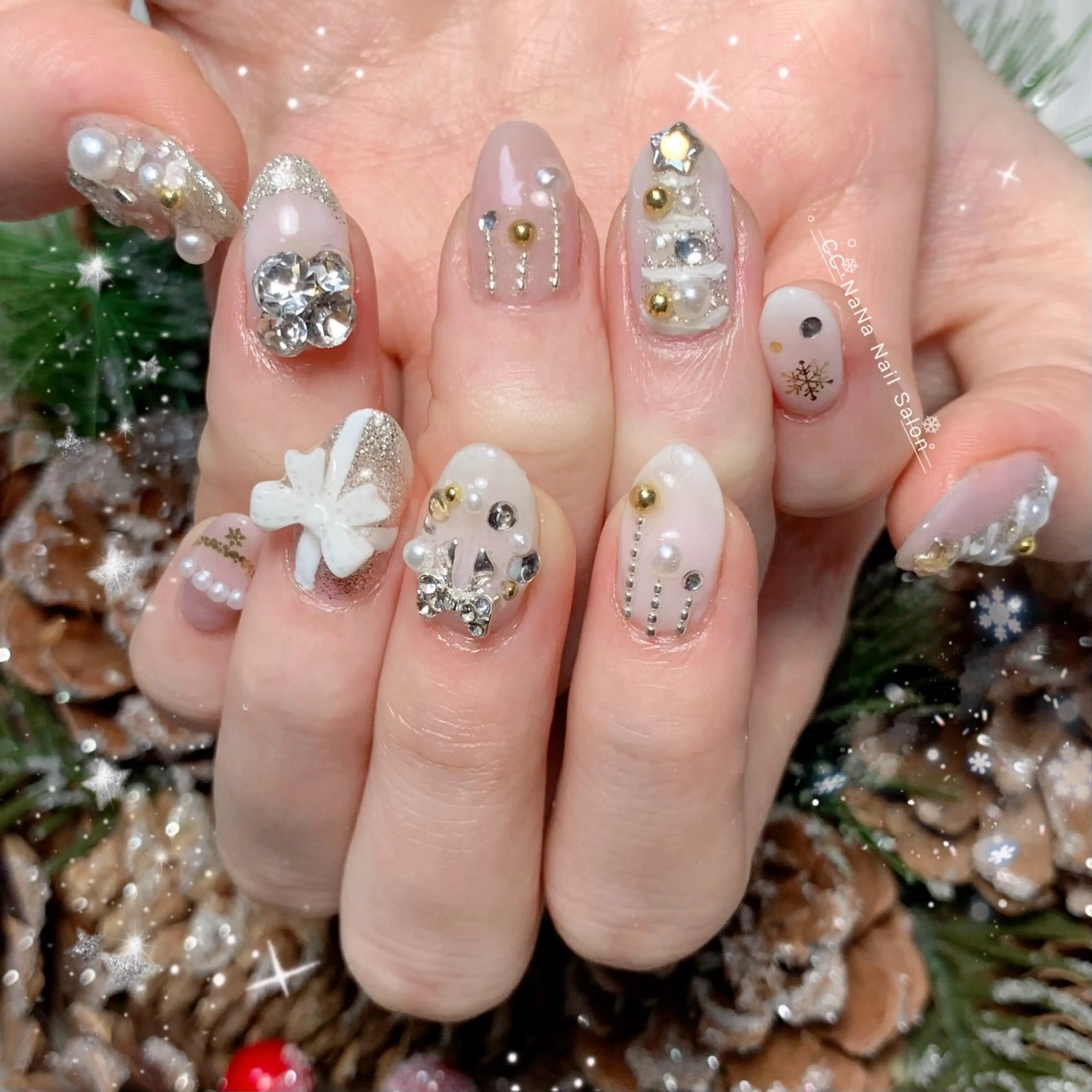 ネイル ハンドネイル 💎CC・NaNa 韓国風ネイル🌙Cのネイルデザイン