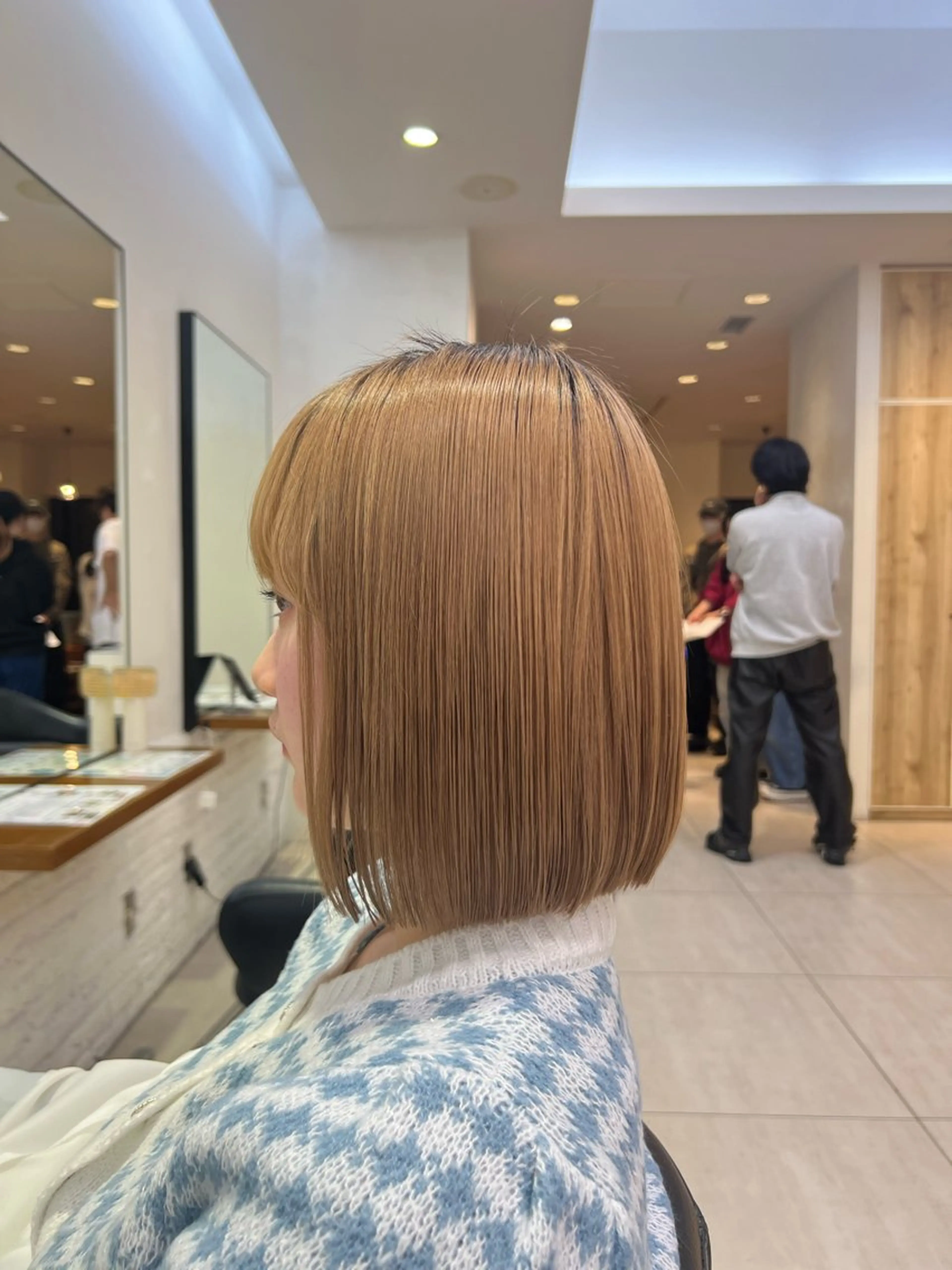 ショート ボブ 🇺🇸サーフカール 🇺🇸ケンシロウのヘアスタイル