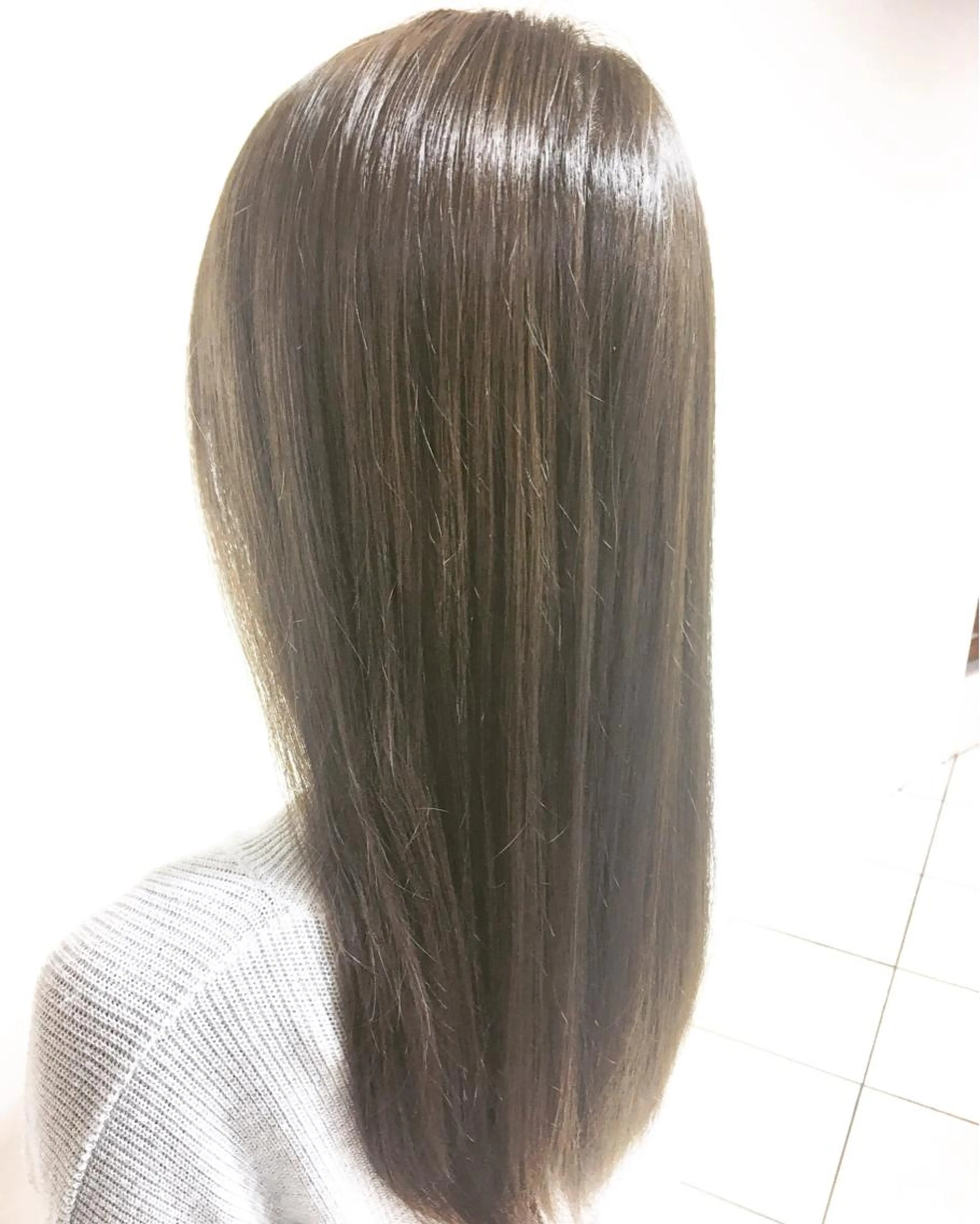 【🫧ミニモ学割🫧】カット＋ストレート＋1ステップトリートメント付きの写真