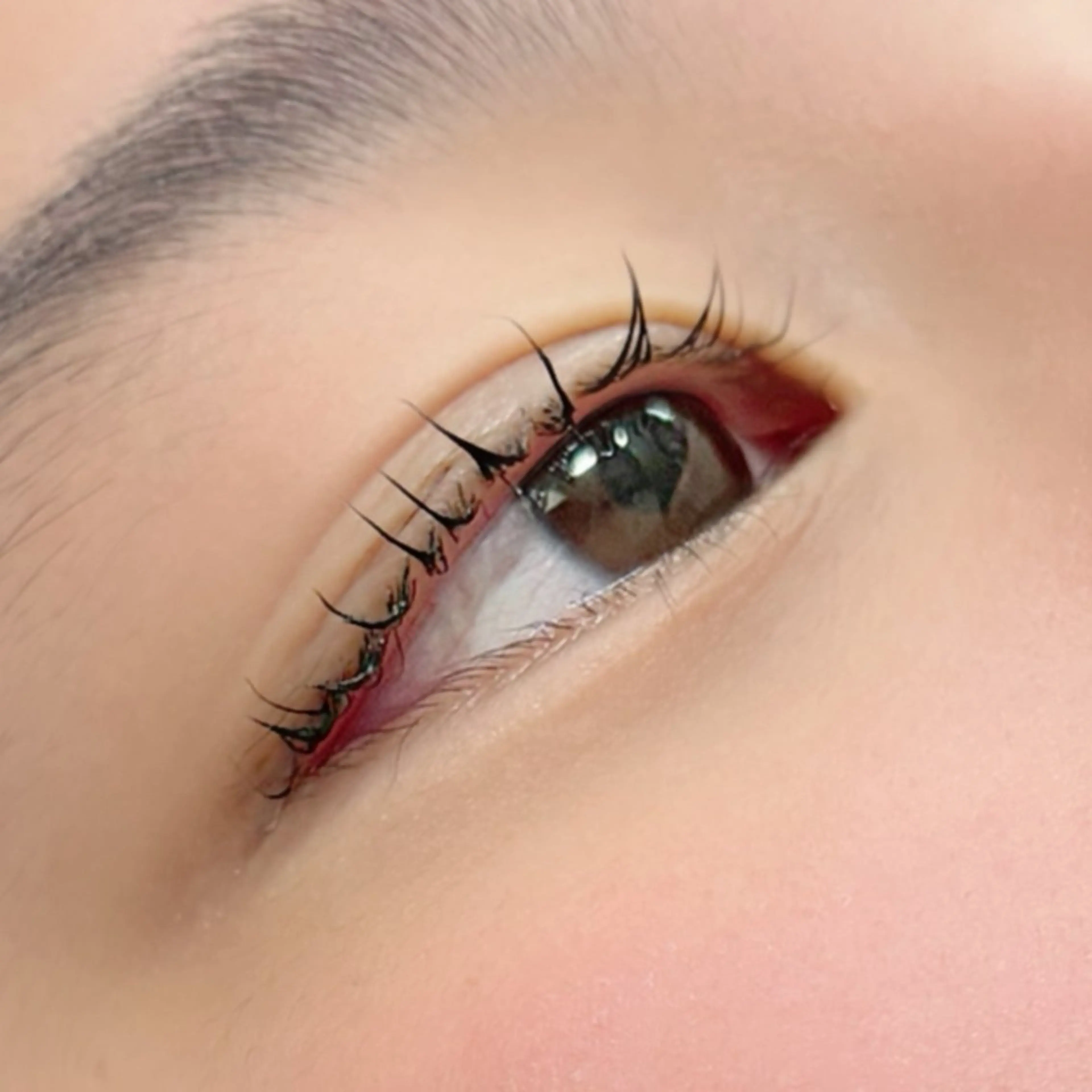 マツエク・マツパ lys加古川店所属・lys ユラのマツエク・マツパデザイン