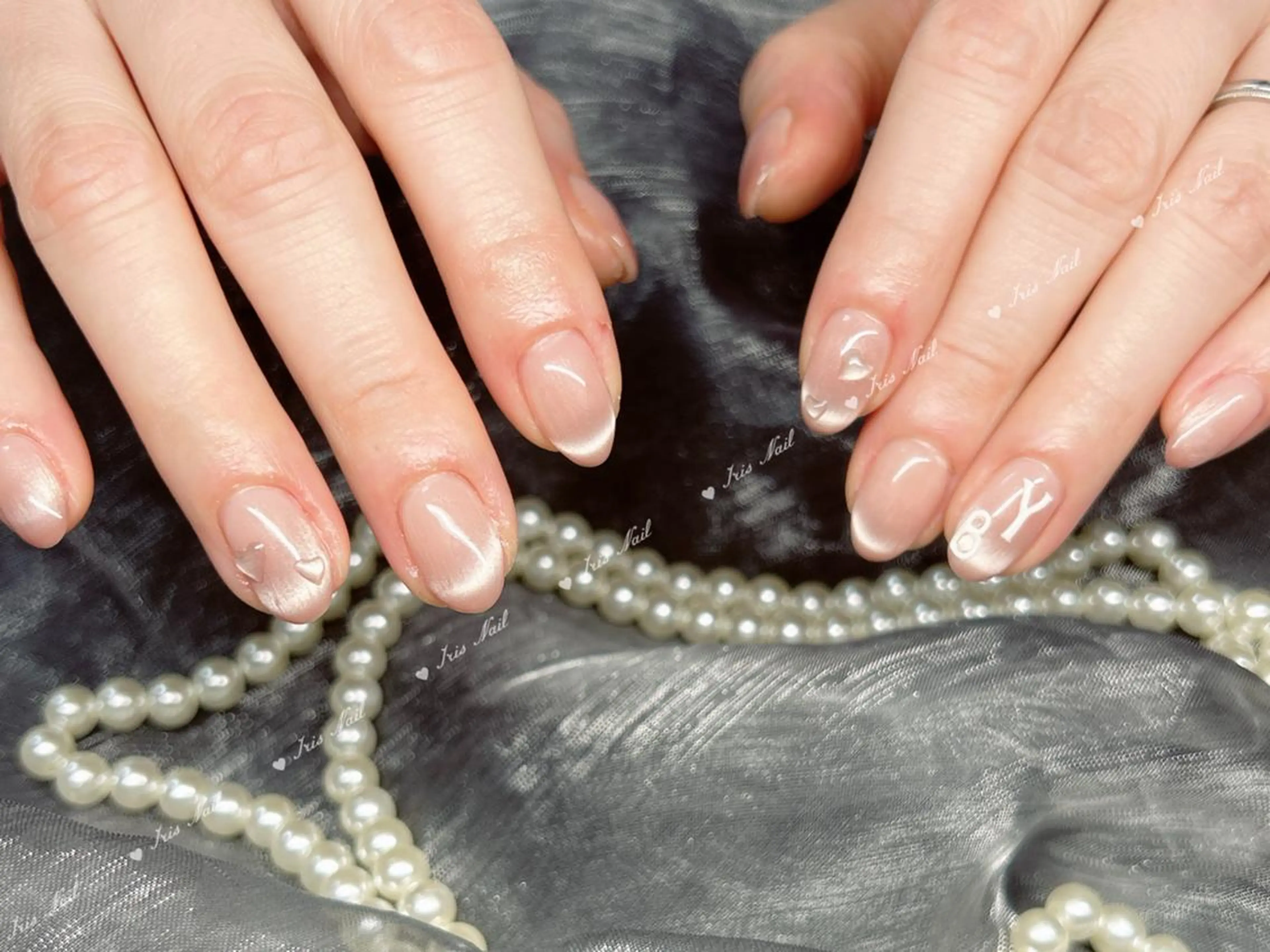 ネイル フレンチネイル ハート キラキラネイル マグネットネイル マグネットフレンチ ハンドネイル ハンドケア 🍒IRIS Nail🌸のネイルデザイン