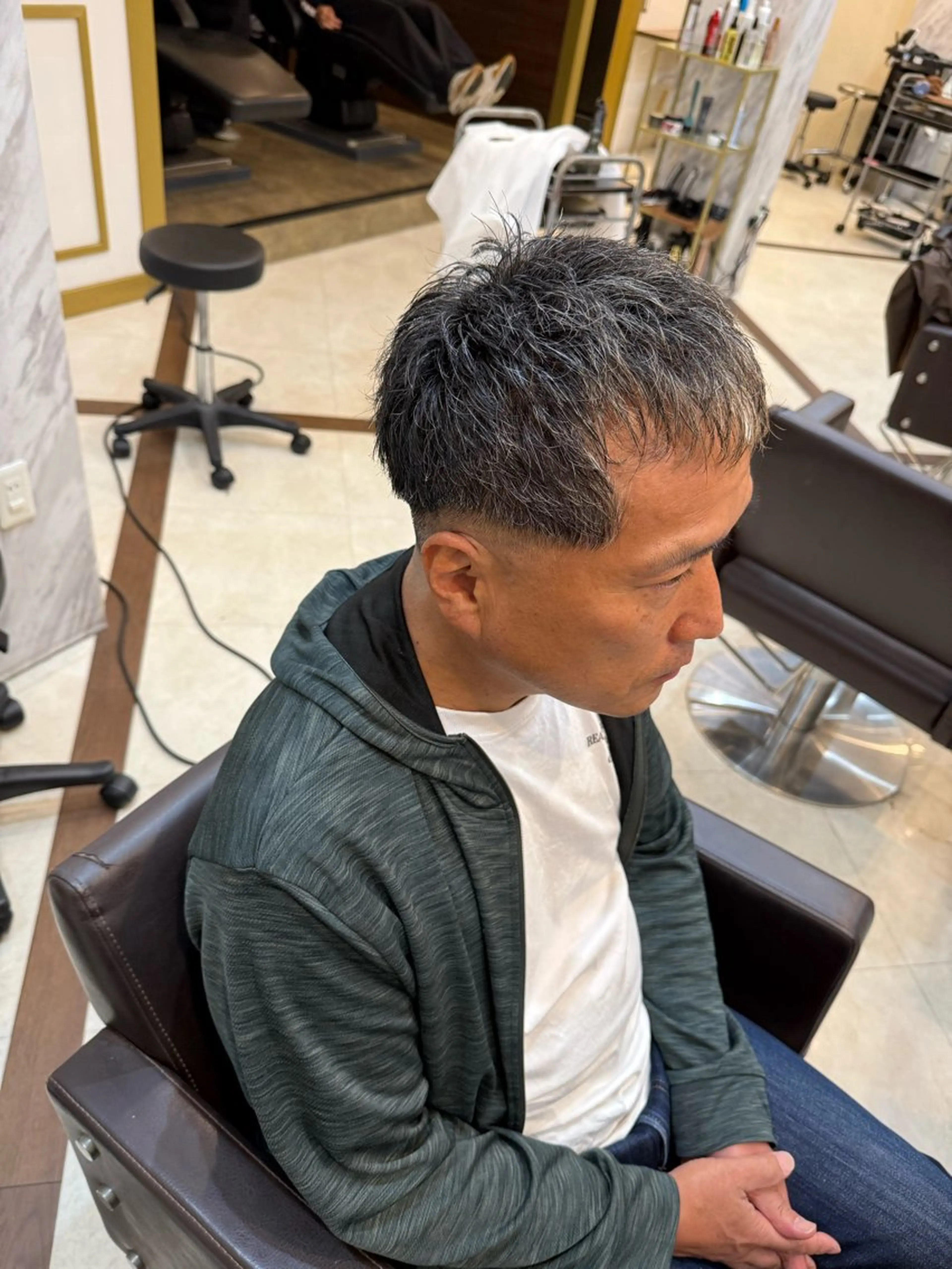メンズ フェードカット クラサワ オトのヘアスタイル
