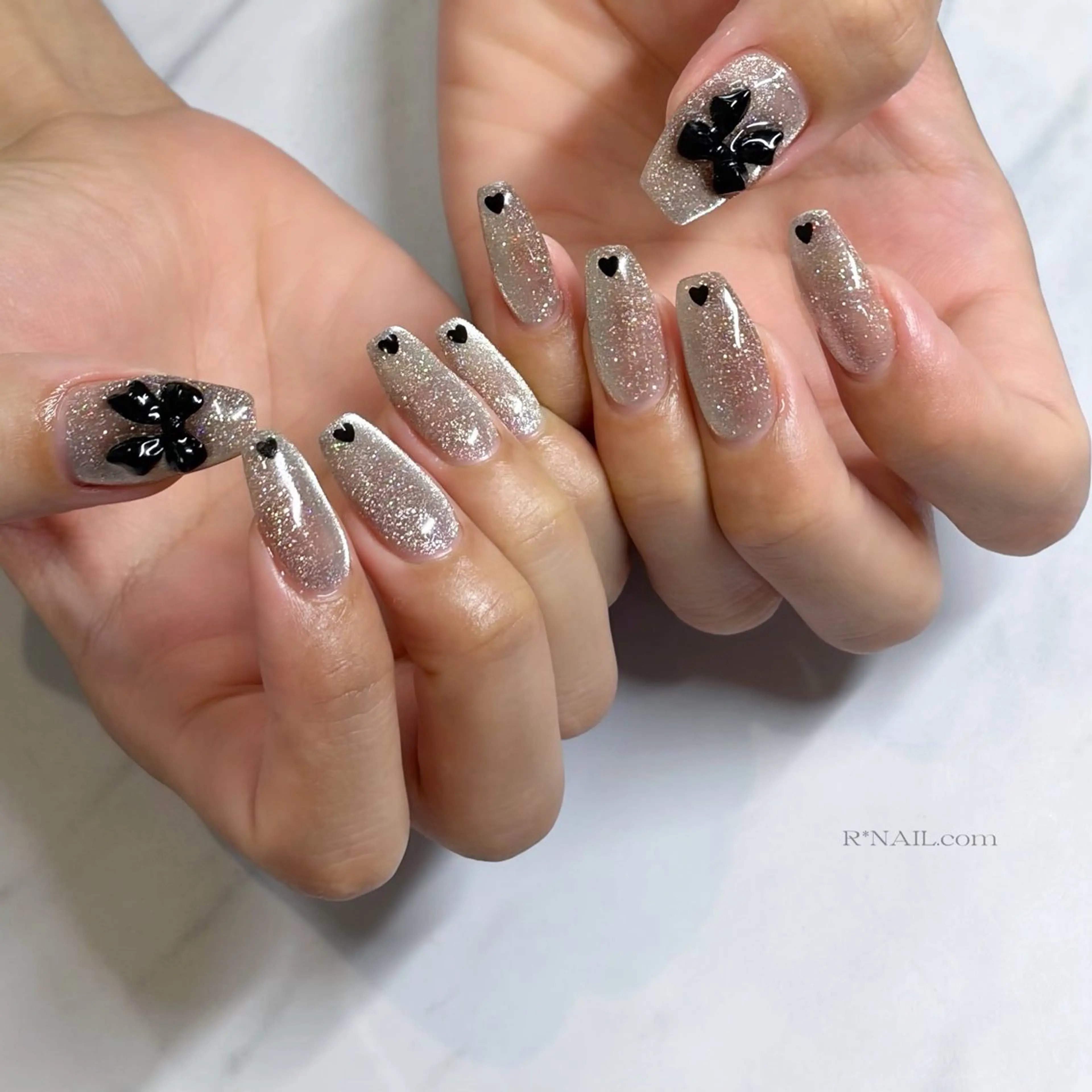 ネイル ハンドネイル Riona / R*NAIL.comのネイルデザイン