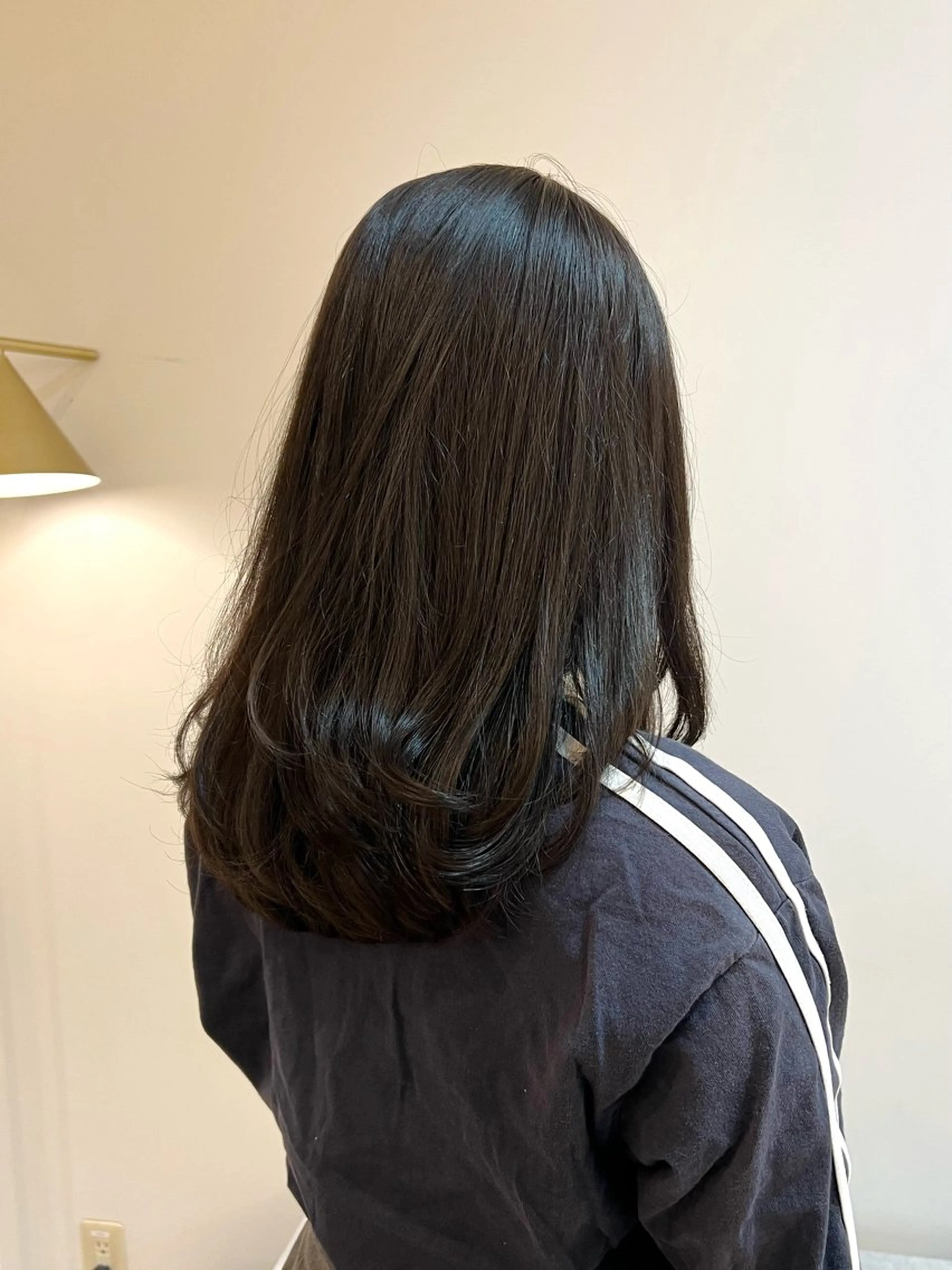 セミロング カラー ベージュカラー ブリーチ 透明感カラー ダブルカラー グレージュ ヘアカラー 艶カラー/透明感 /ヒグチアオイのヘアスタイル