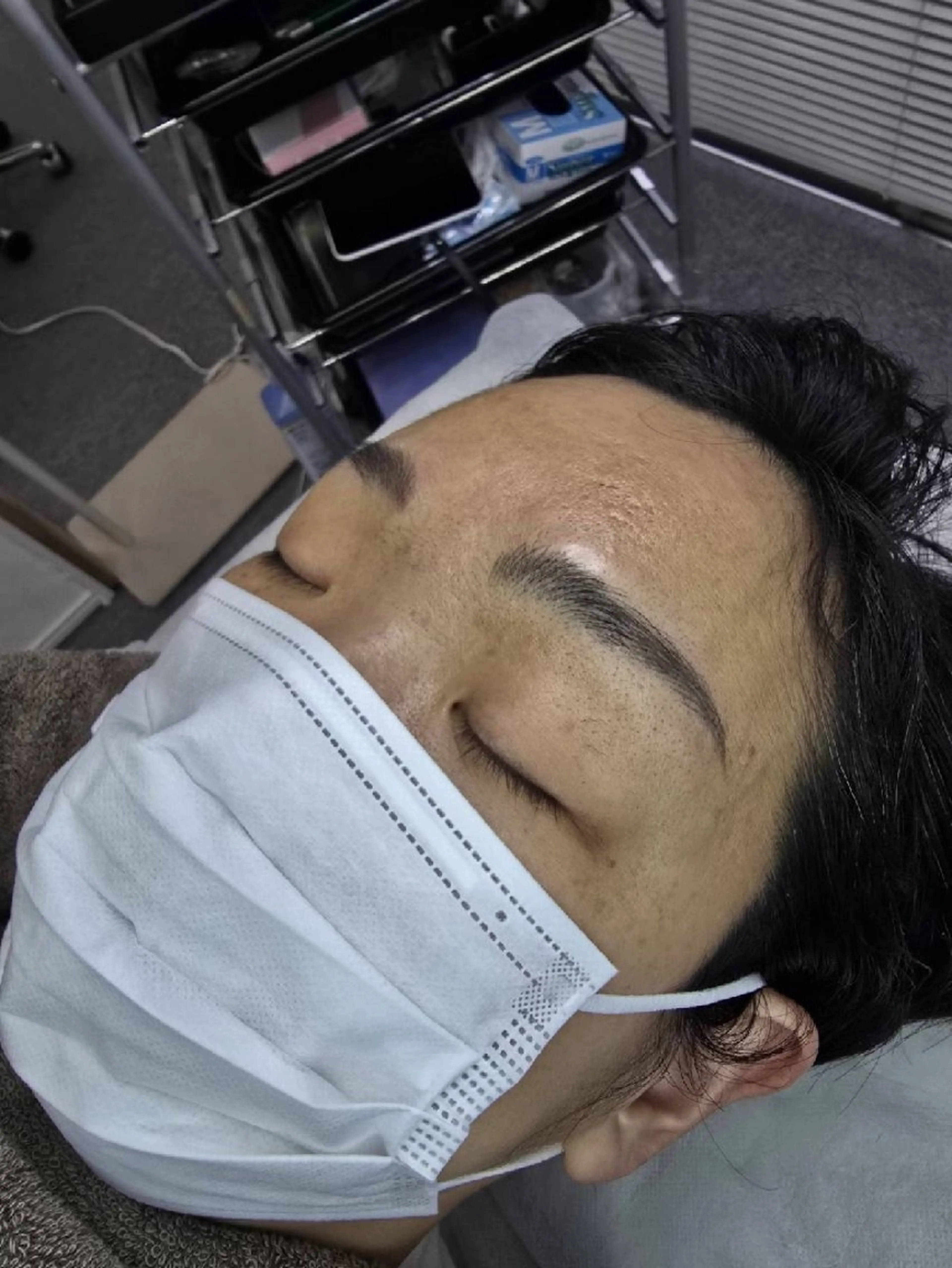 眉デザインスタイリングの写真