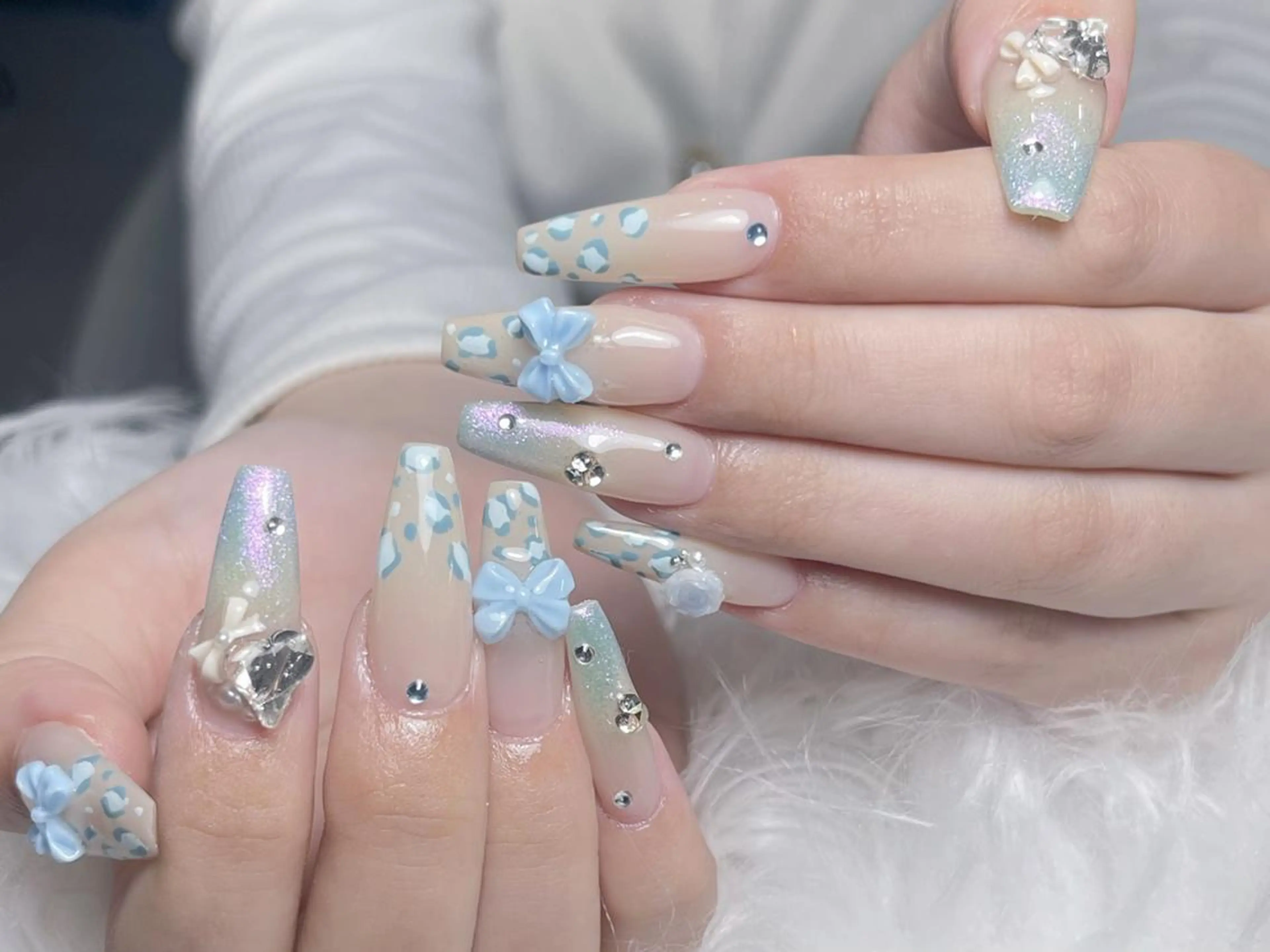 ネイル 長さ出し グラデーション 卒業式 キラキラネイル マグネットネイル YUNA Belle Nail 池袋のネイルデザイン