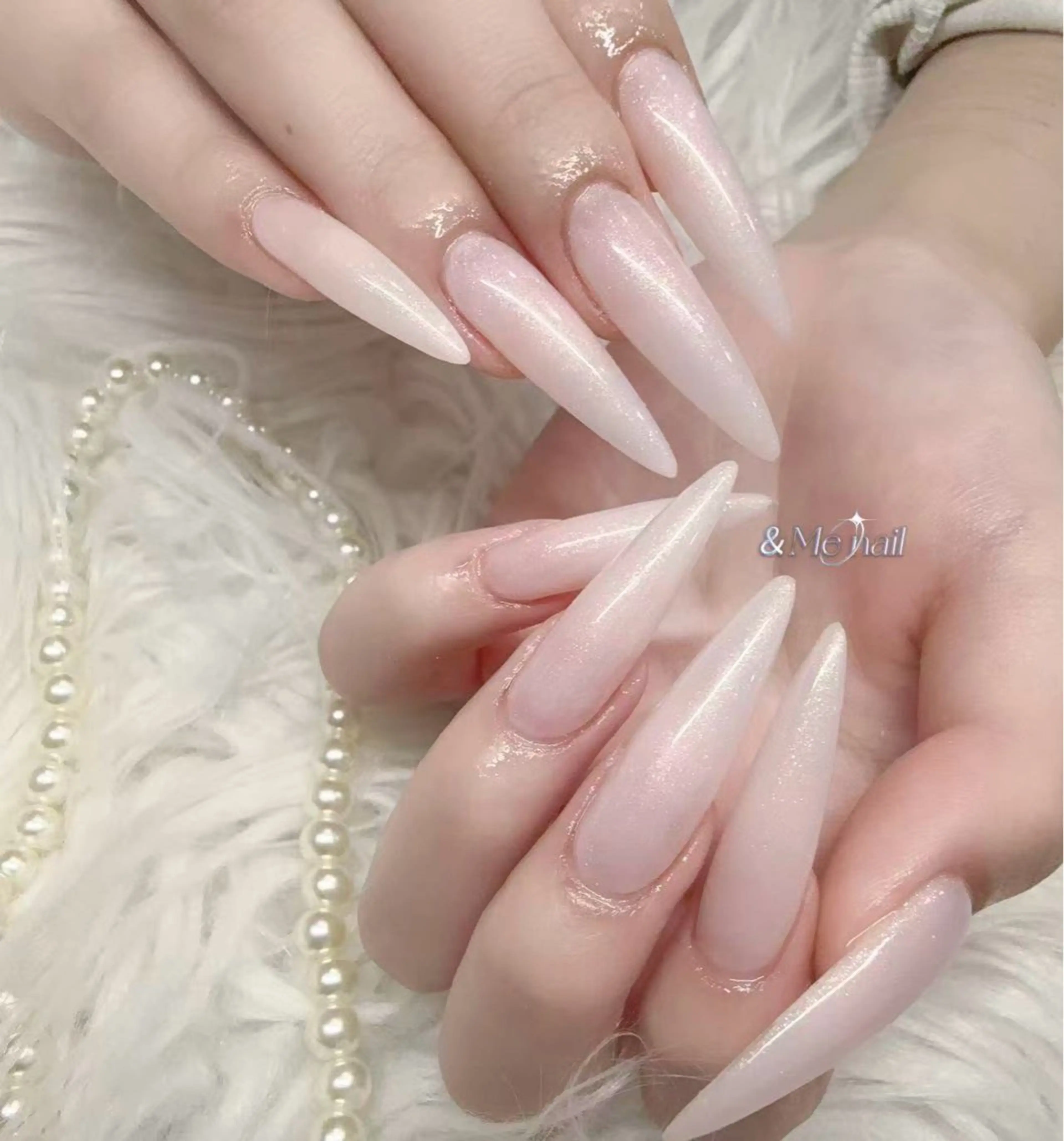 ネイル ハンドネイル &ME かすみのネイルデザイン