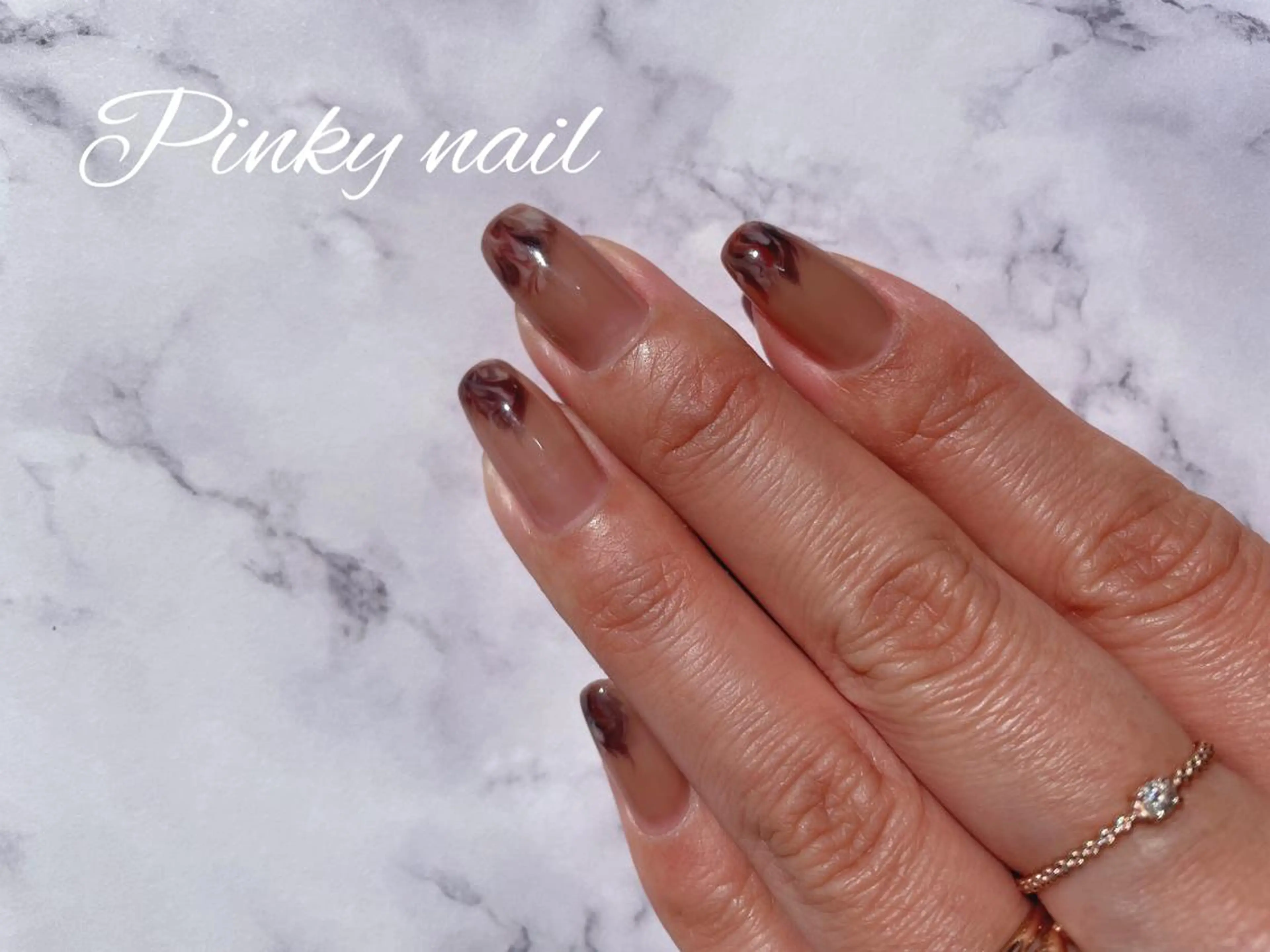 ミディアム 高野 祐紀のネイルデザイン