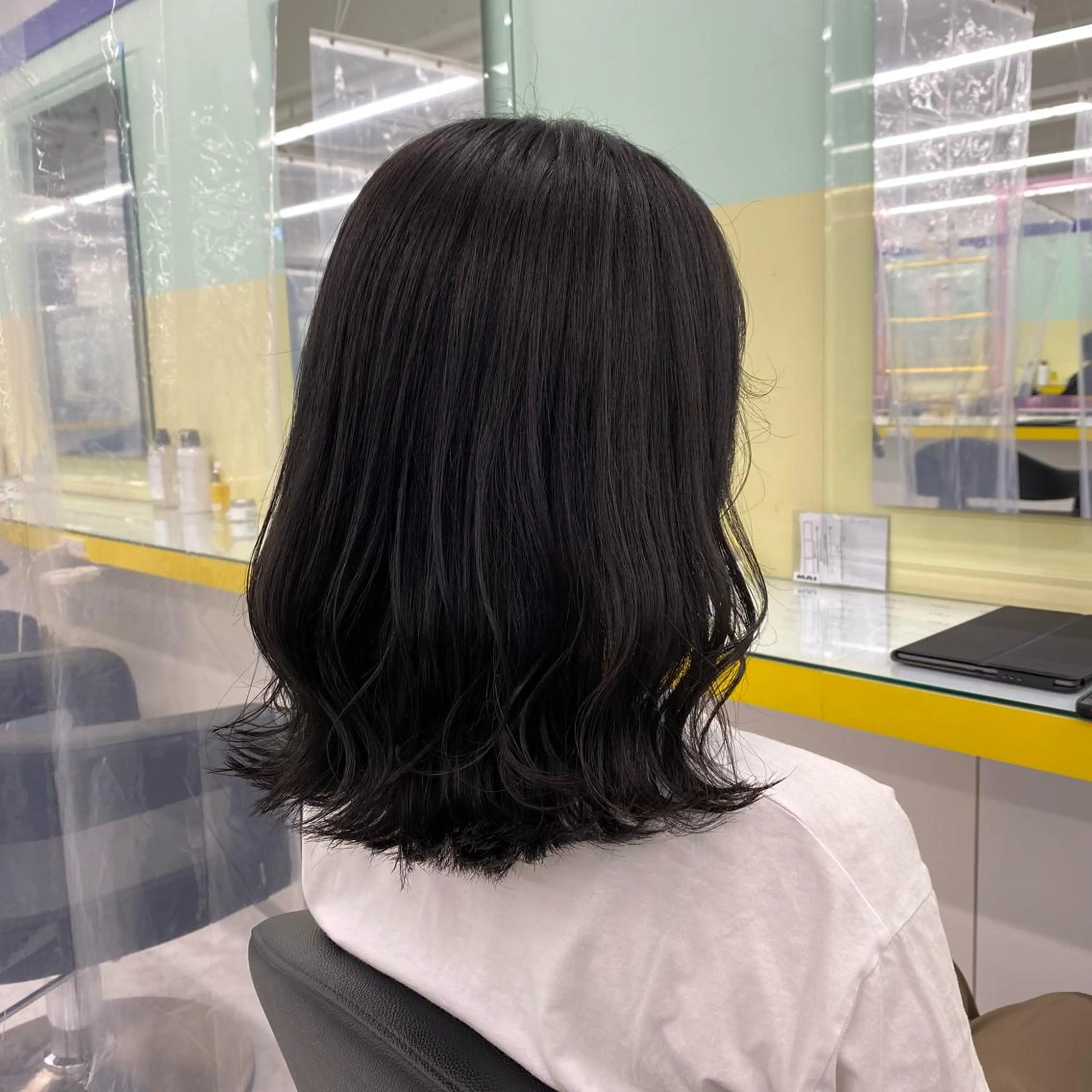 セミロング カラー ヘアアレンジ カット ヘアカラー mai🍑暖色カラー /レイヤー💖のヘアスタイル