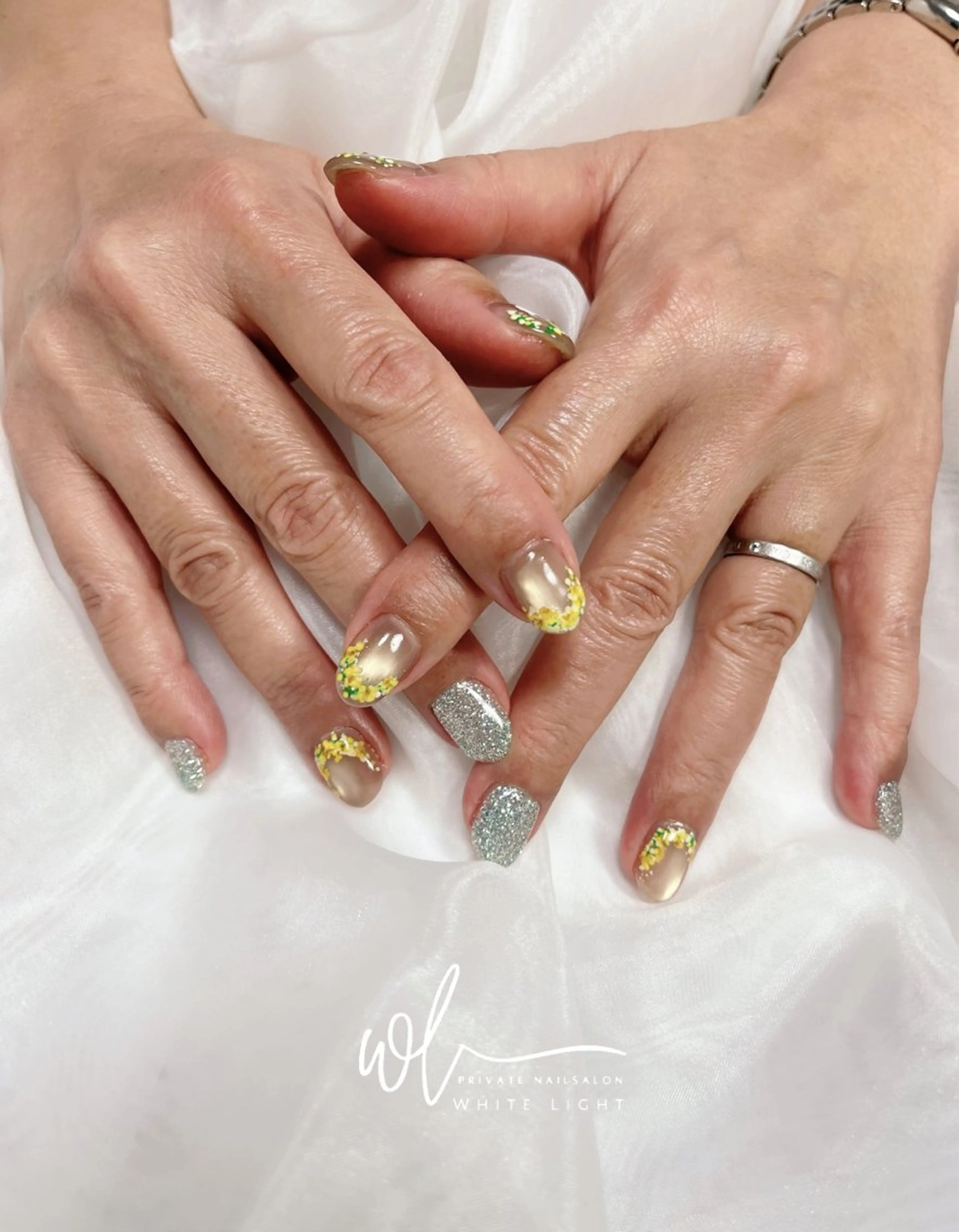 ネイル 持ち込み プライベートサロン WhiteLightのネイルデザイン