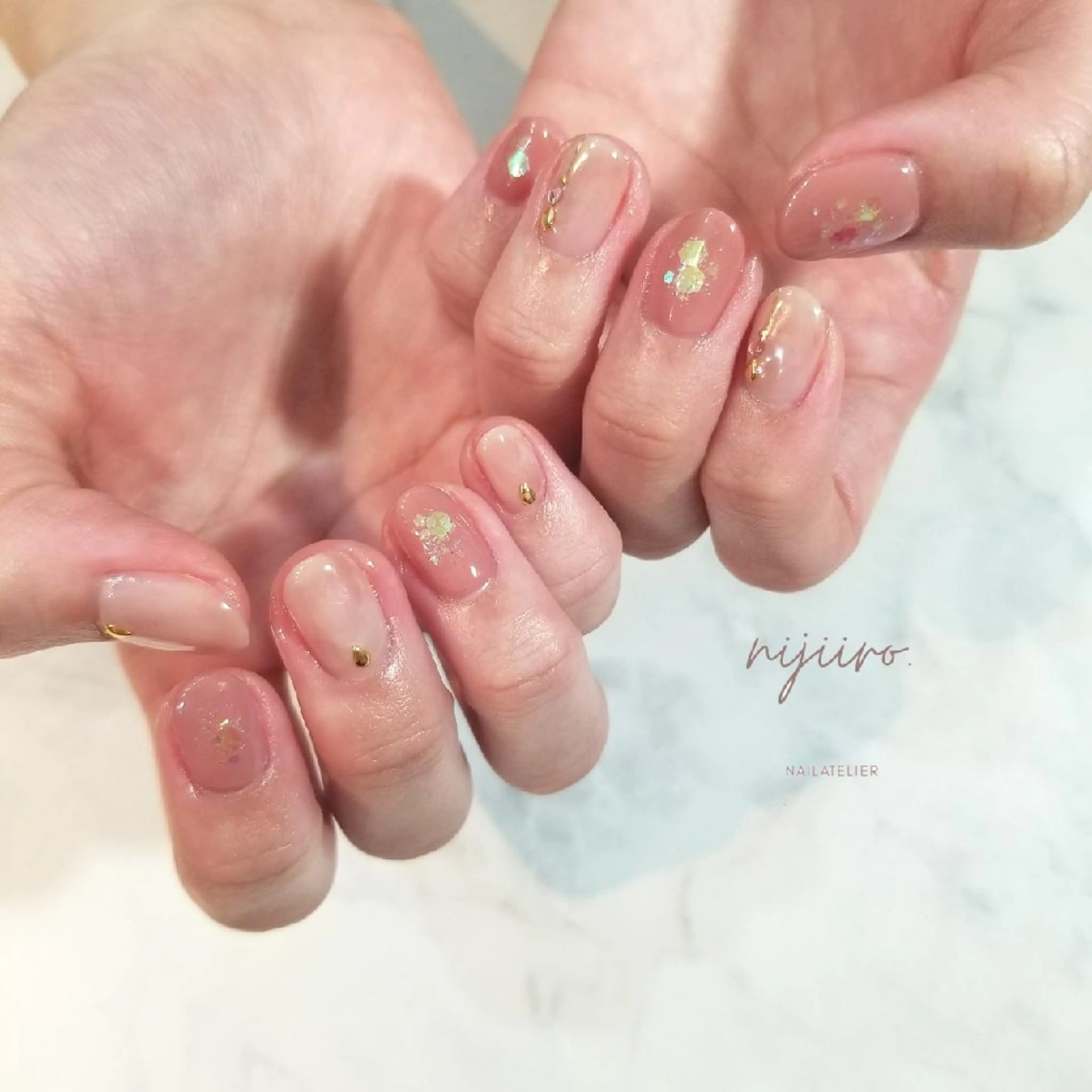 ネイル ニュアンスネイル ハンドネイル nijiiro🌈 サトウのネイルデザイン