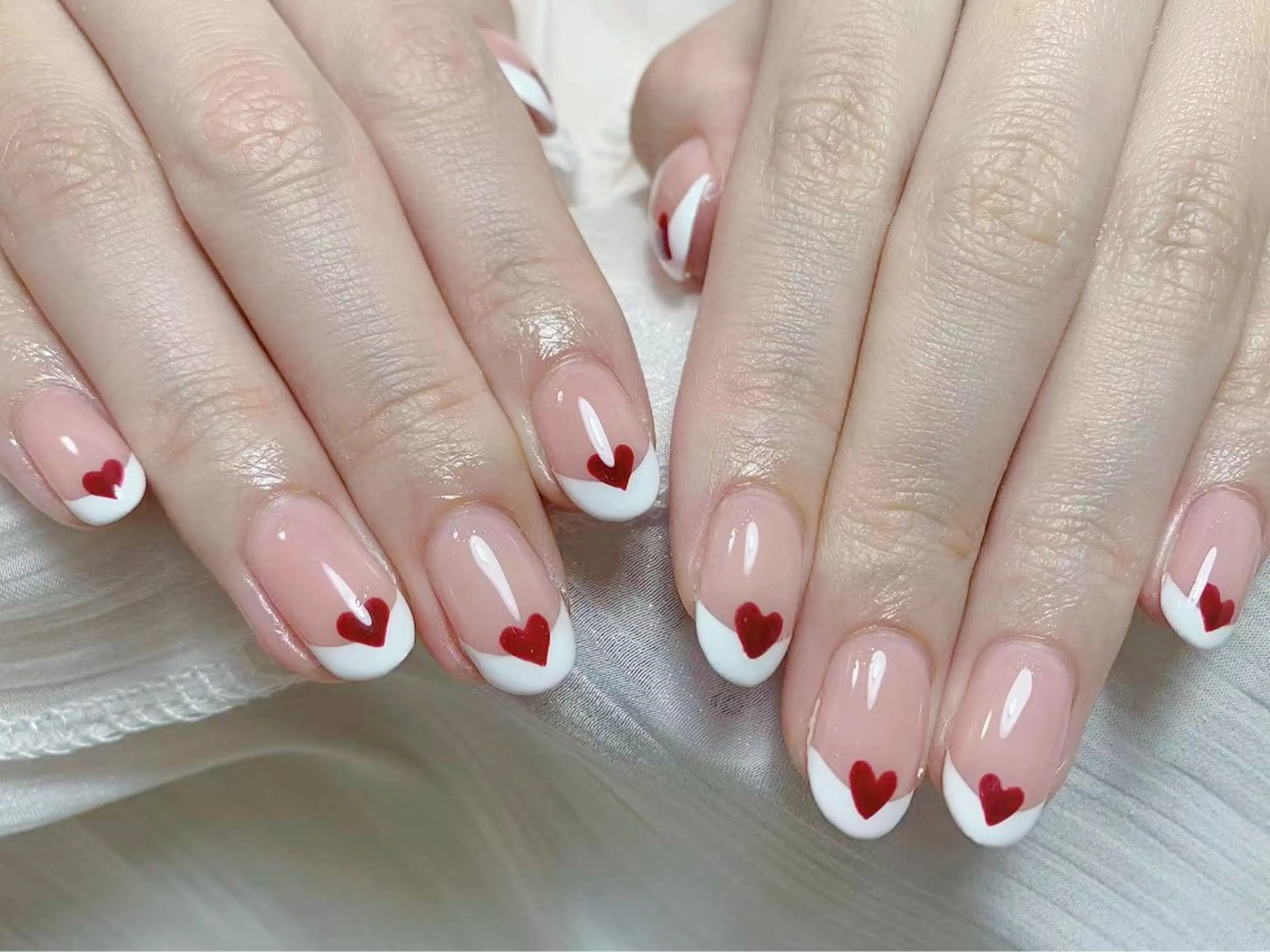 ネイル 長さ出し フレンチネイル グラデーション マグネットネイル マグネットフレンチ リ サのネイルデザイン