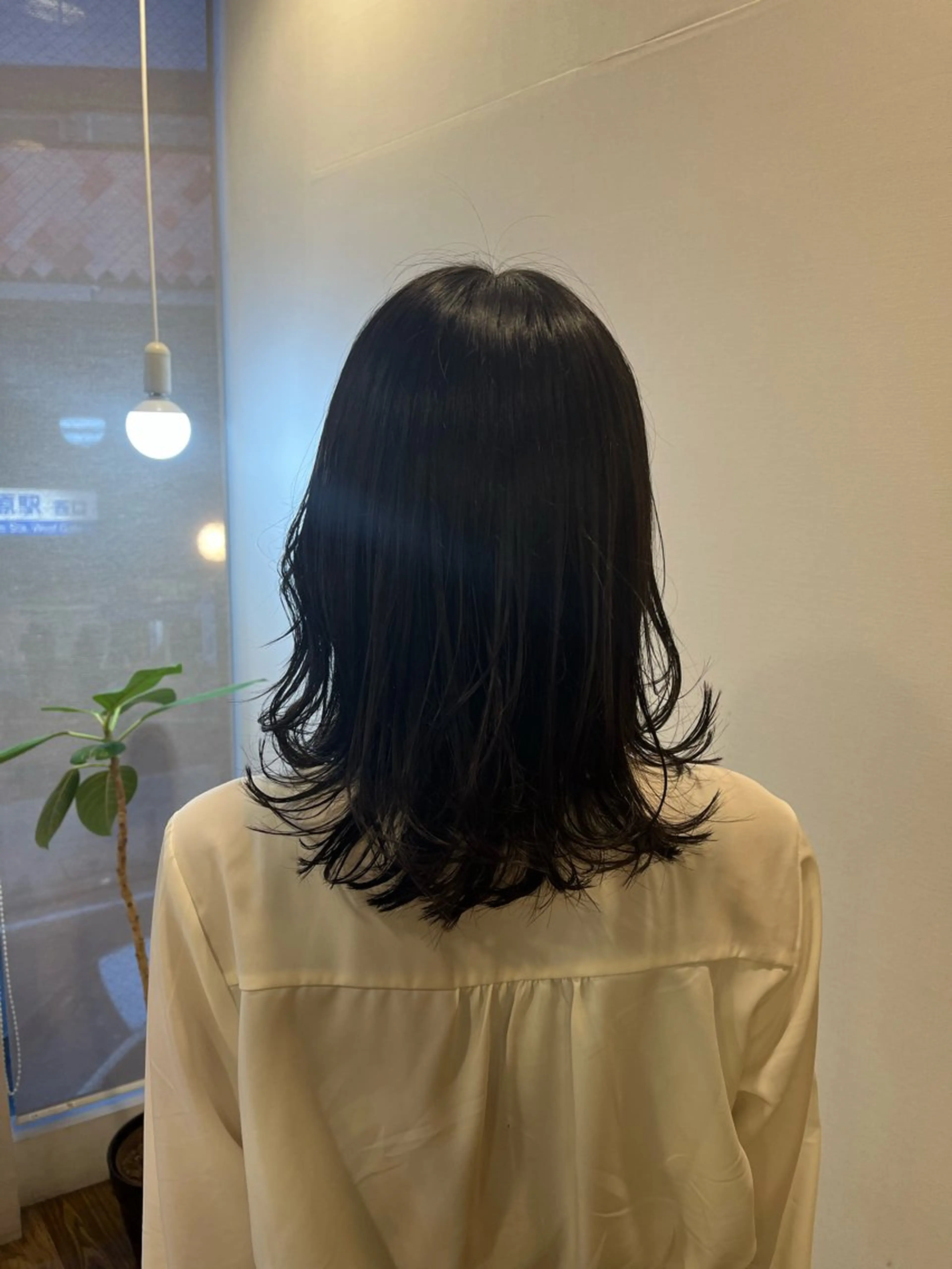 ミディアム 田中 結月のヘアスタイル
