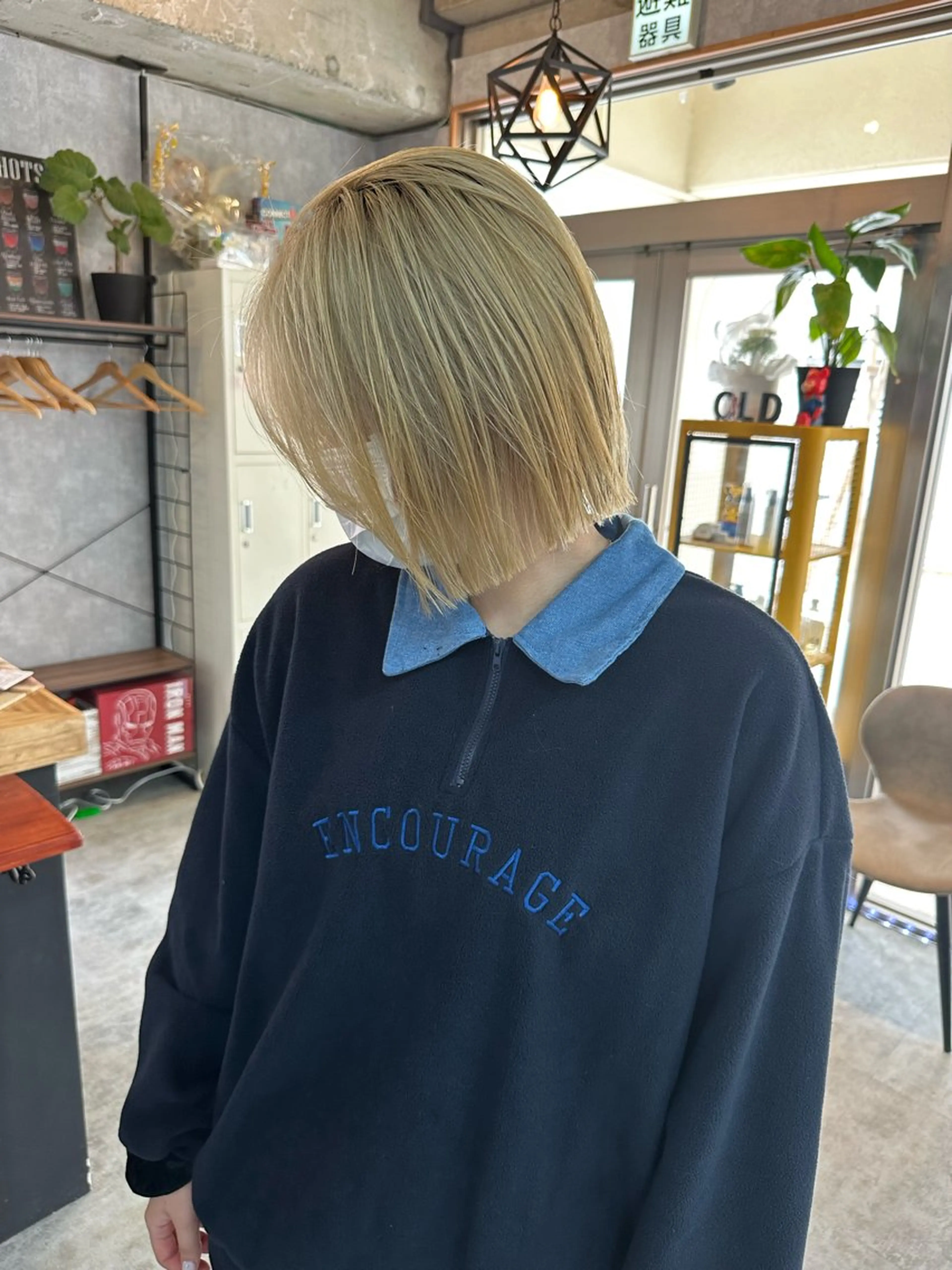 ショート 切りっぱなしボブ ショートボブ ハンサムショート 丸みショート ボブ カット ヘアカラー トリートメント モテ髪/ボブ/ショー ト/アダチフウトのヘアスタイル