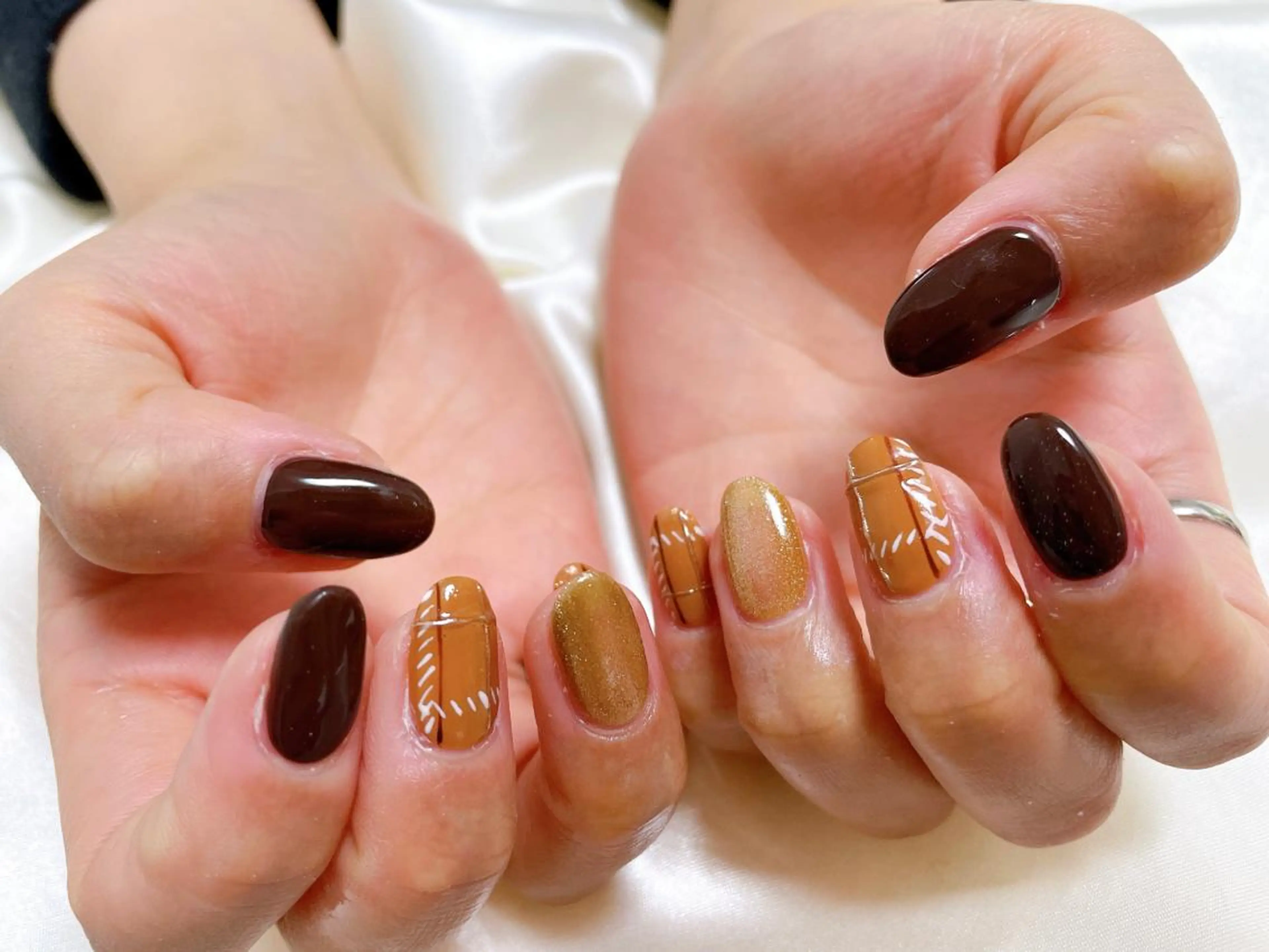 ネイル mogunail &blowのネイルデザイン