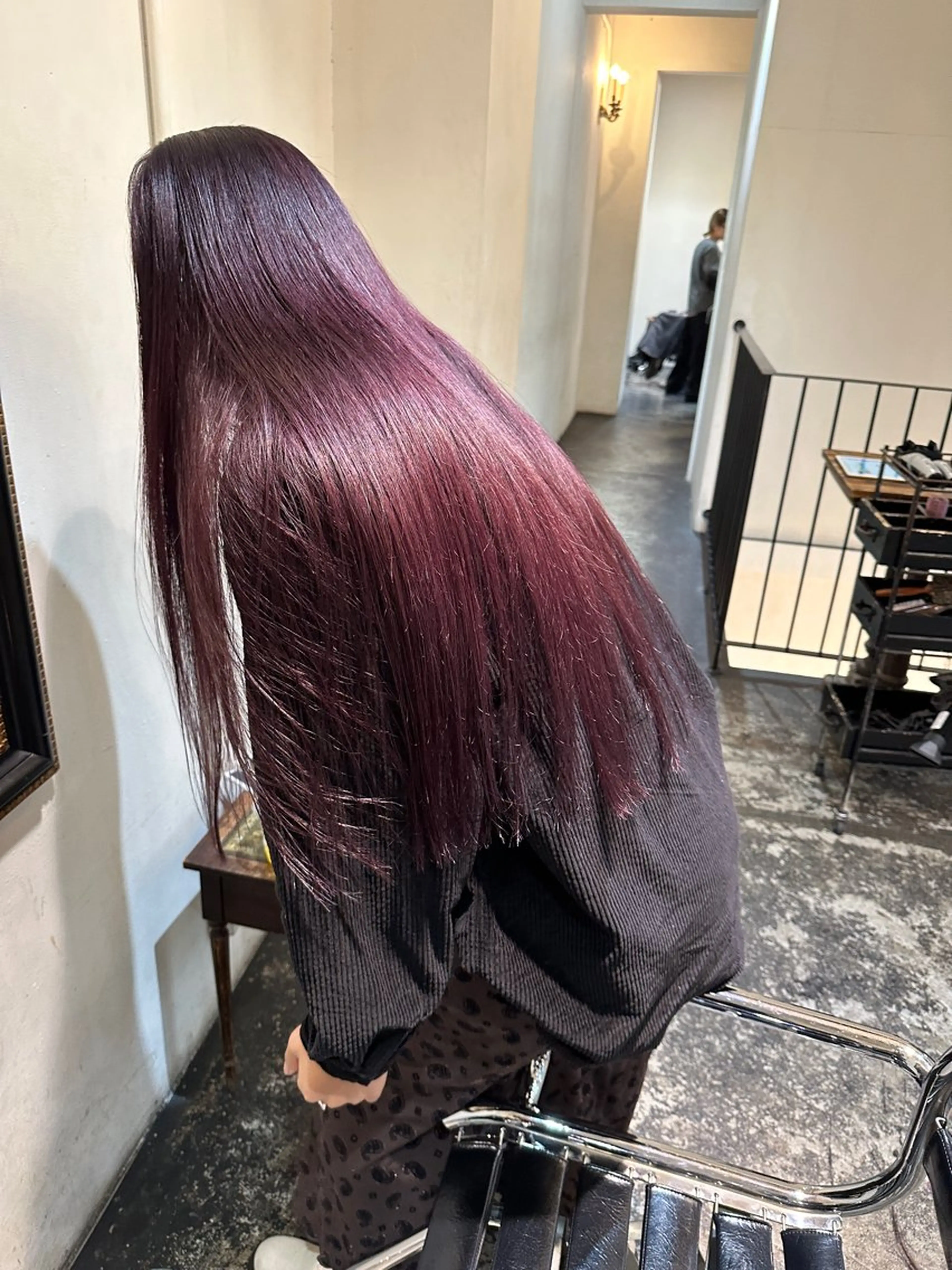 カラー ニシノ フウカのヘアスタイル