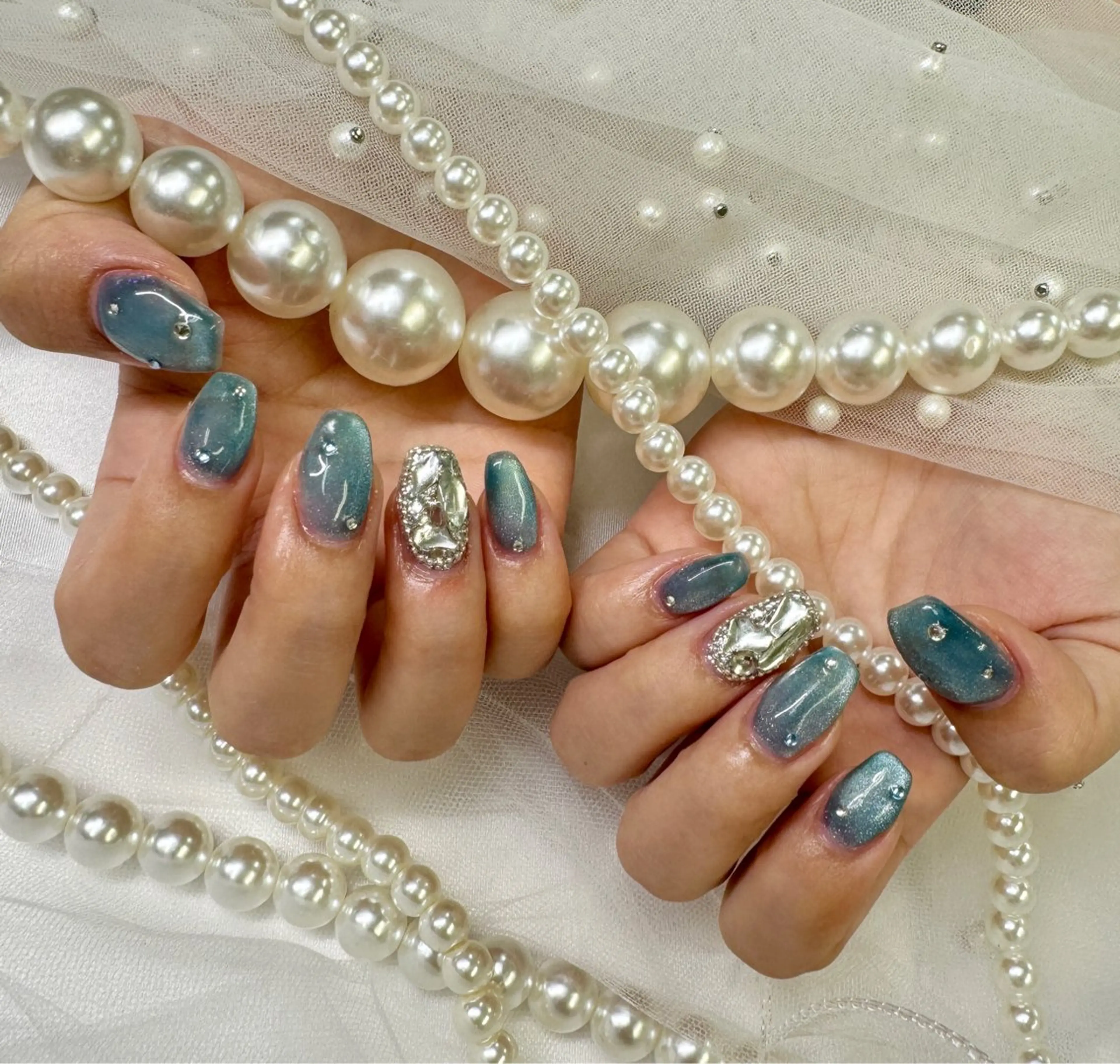 ネイル アートネイル フットネイル フレンチネイル ジェルネイル ガラスフレンチ Queeens nailのネイルデザイン