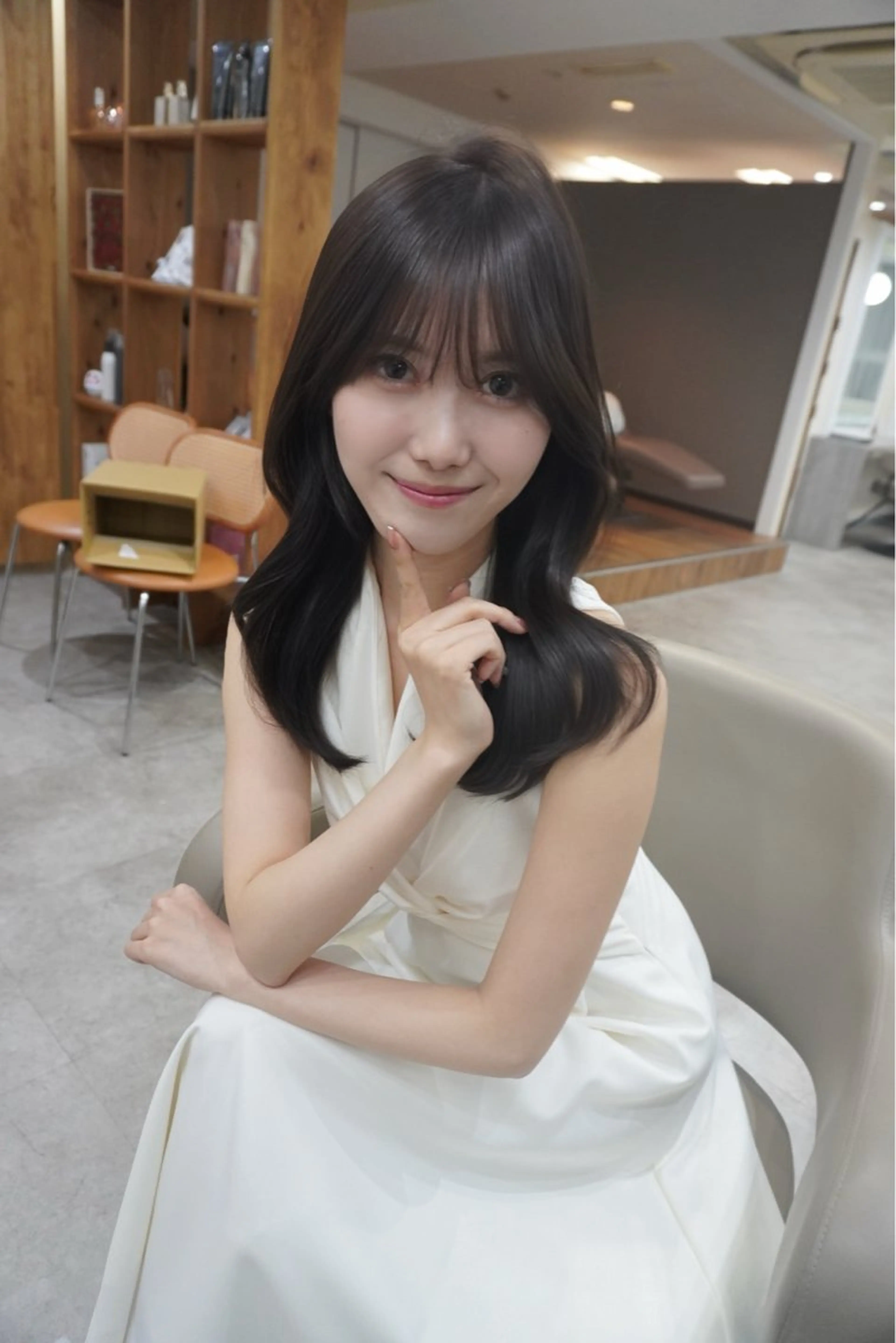 ロング コテ巻き/パーマ/艶 透明感/荻原凜太郎のヘアスタイル