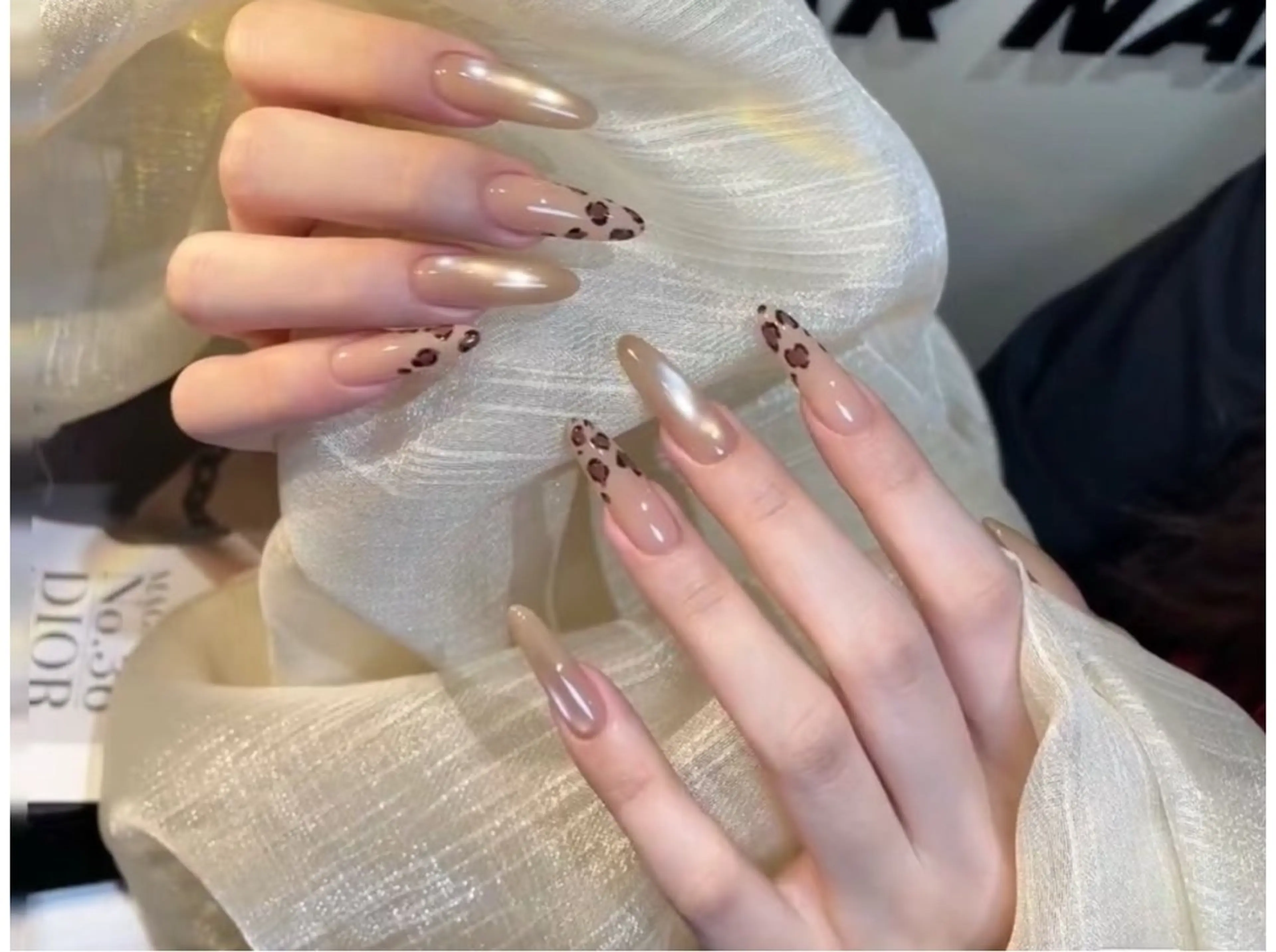 ネイル アートネイル オーロラネイル チークネイル フレンチネイル ガラスフレンチ ハンドネイル 🎀🎀YooLi Nail Salonのネイルデザイン