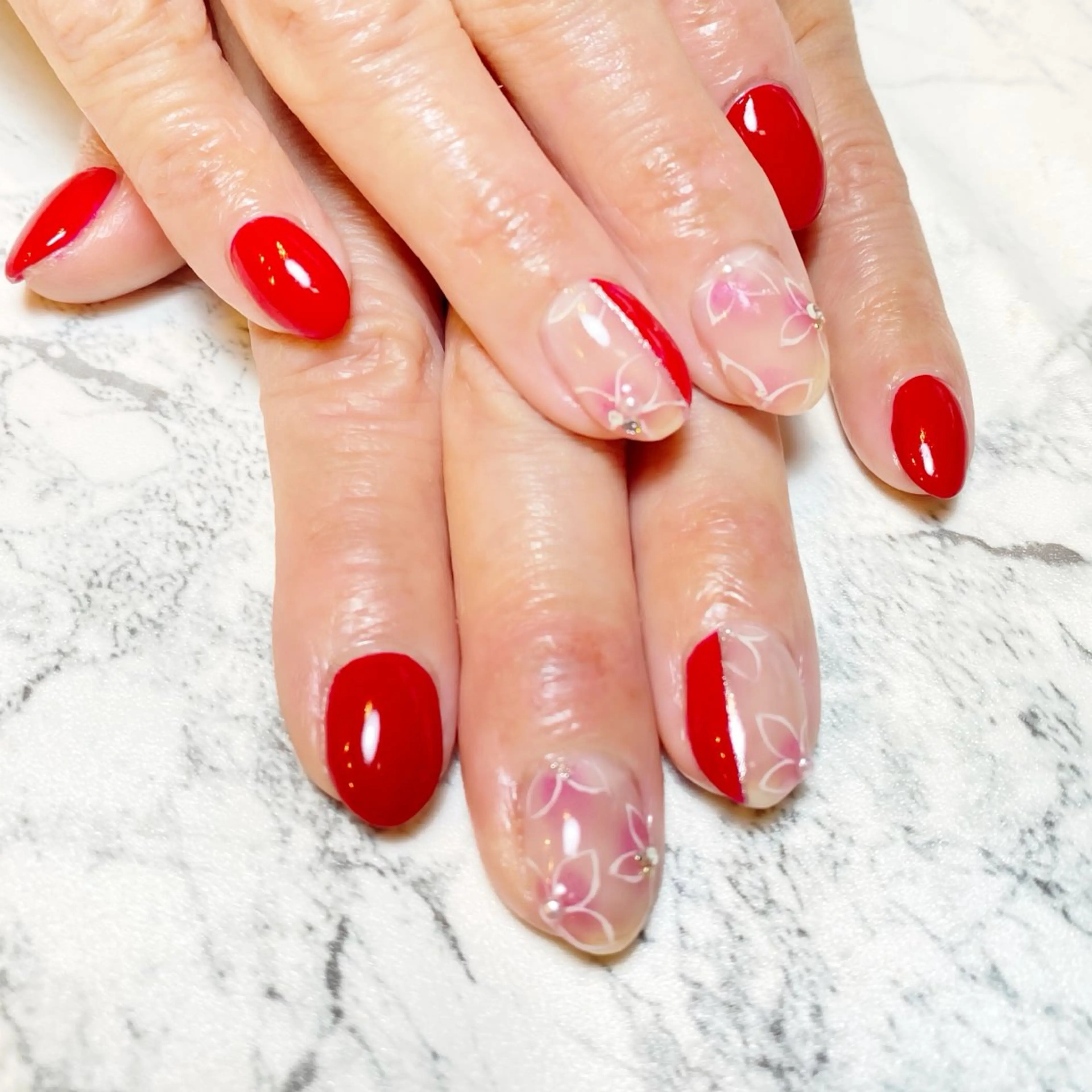 ネイル M’s + エムズプラスのネイルデザイン