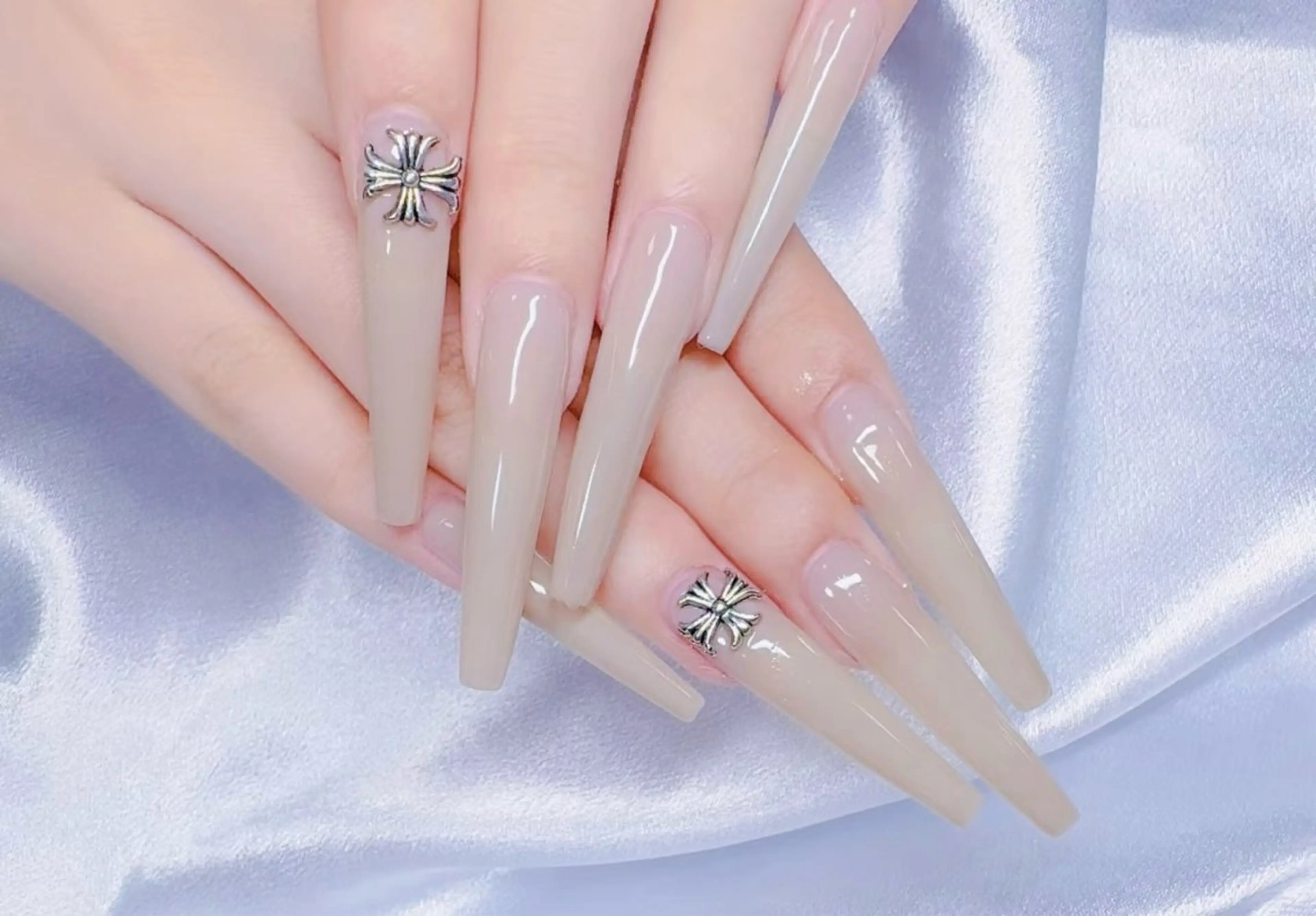 ネイル アートネイル オーロラネイル 長さ出し フラッシュネイル フットネイル ハンドネイル ╹◡╹Mimoミモ Eye&Nailのマツエク・マツパデザイン