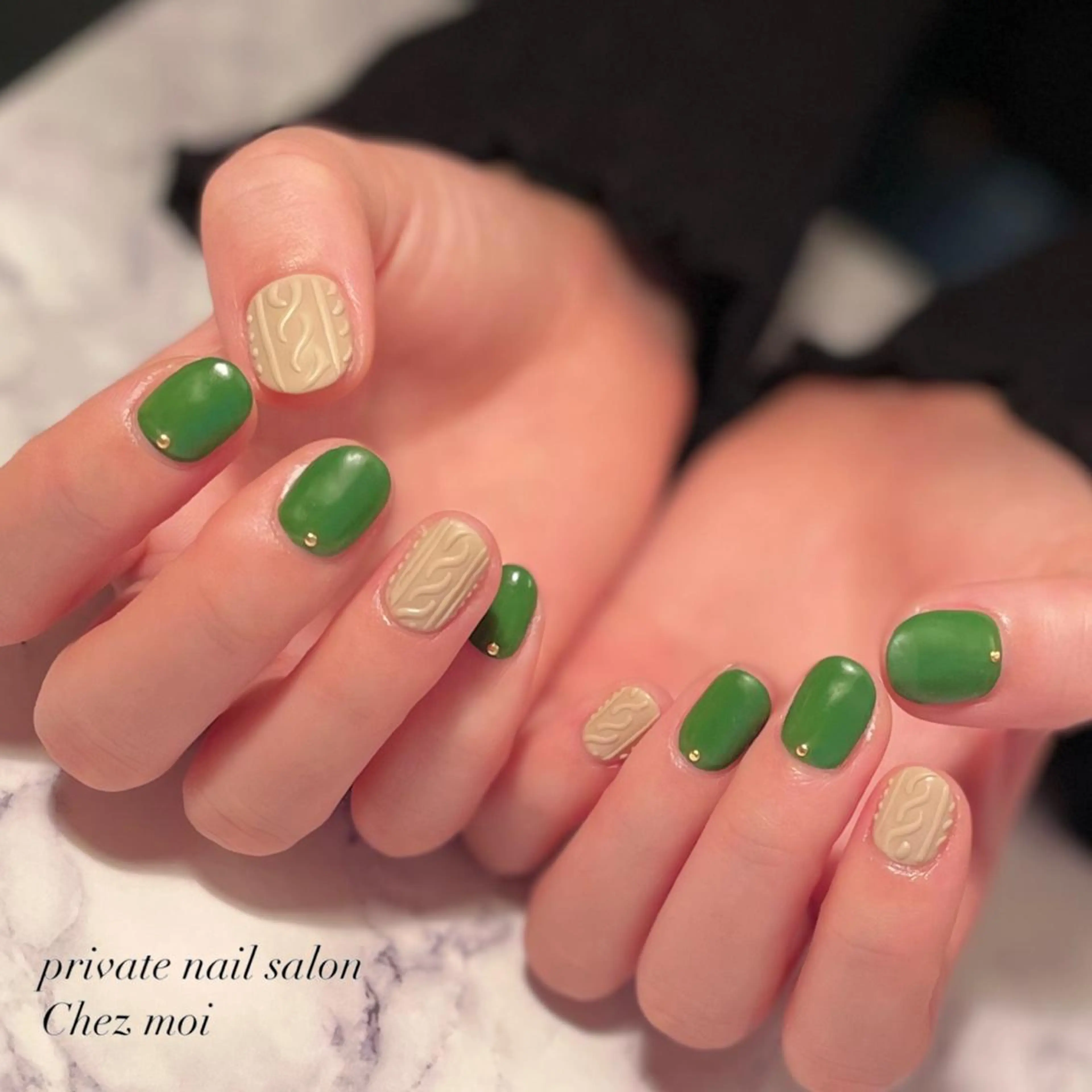 ネイル KOMINE TOMOKOのネイルデザイン