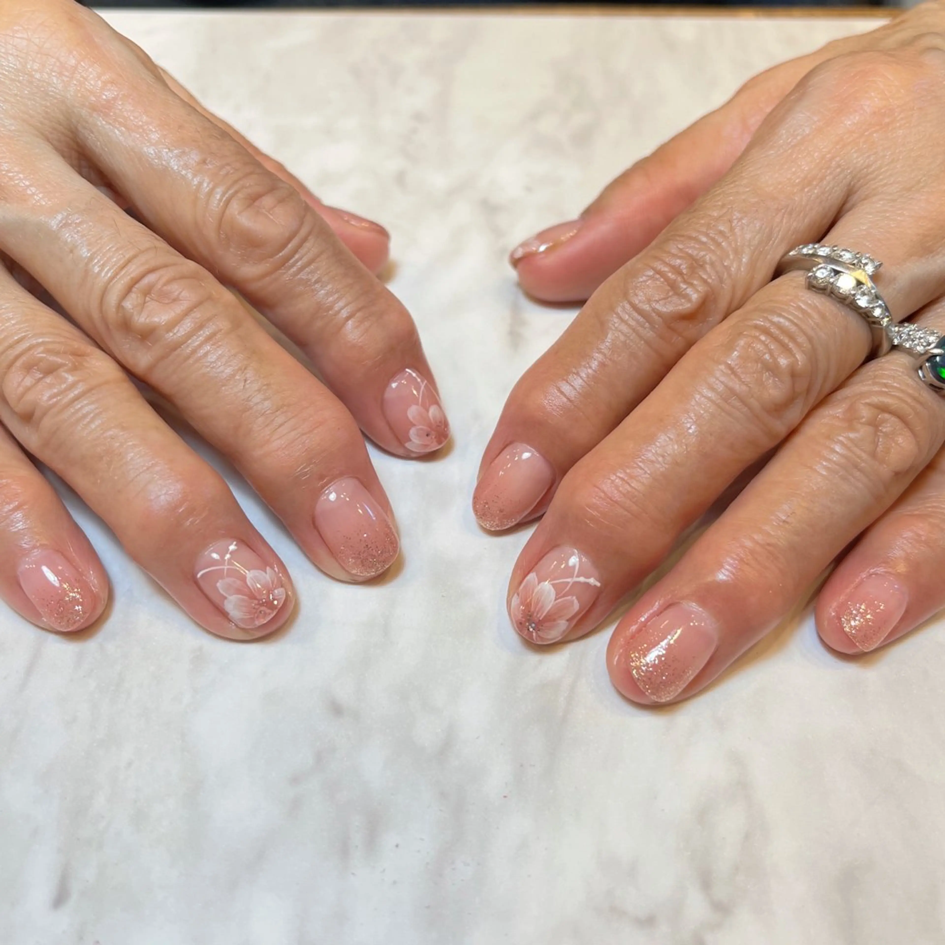 ネイル ハンドネイル センター南 LEGAOSあゆみのネイルデザイン