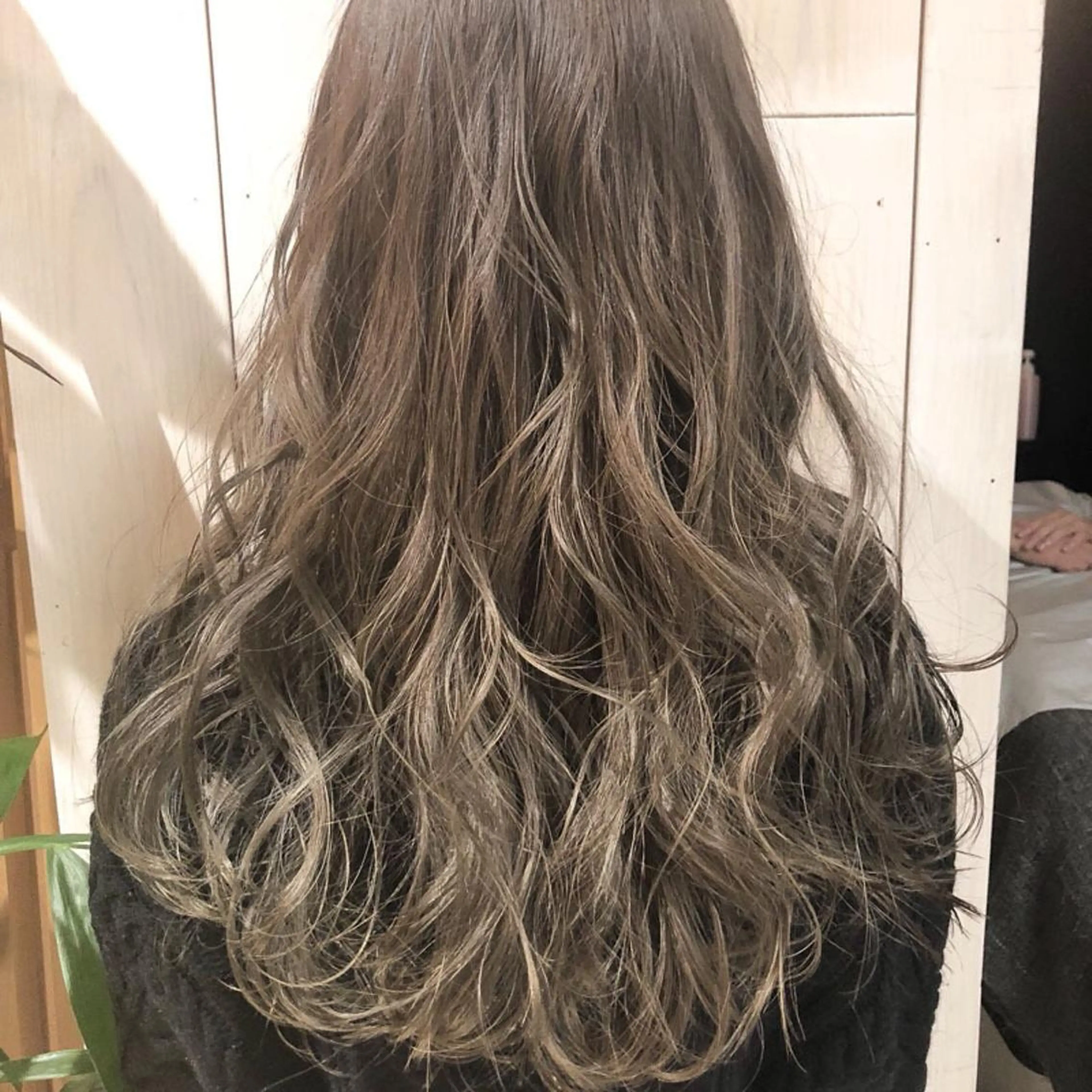 セミロング Takahiro 髪質改善/縮毛矯正のヘアスタイル