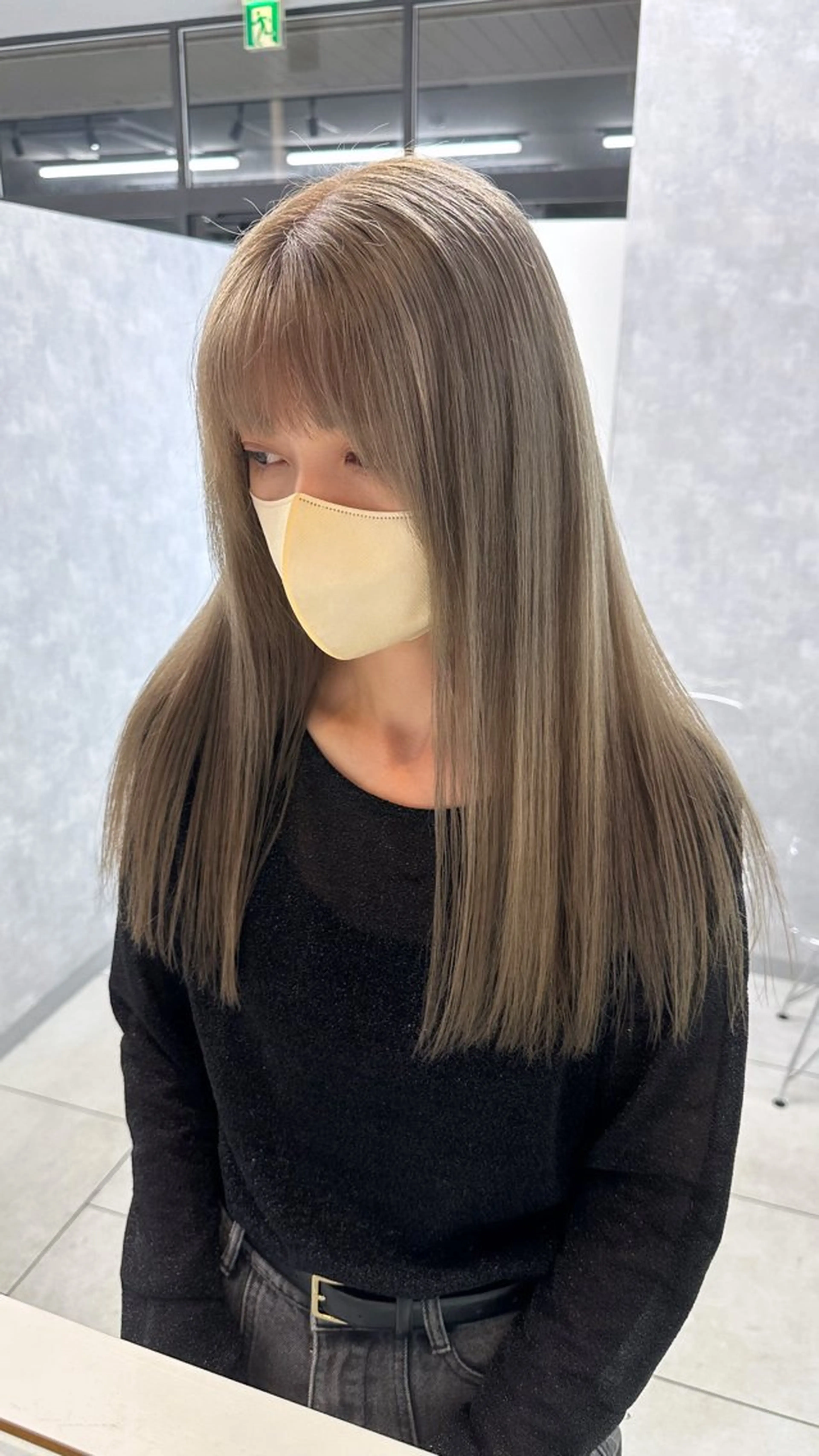 ロング カラー ベージュカラー ミルクティーベージュ ヘアカラー 透明感カラー/高畑 /名古屋/山口航輝のヘアスタイル