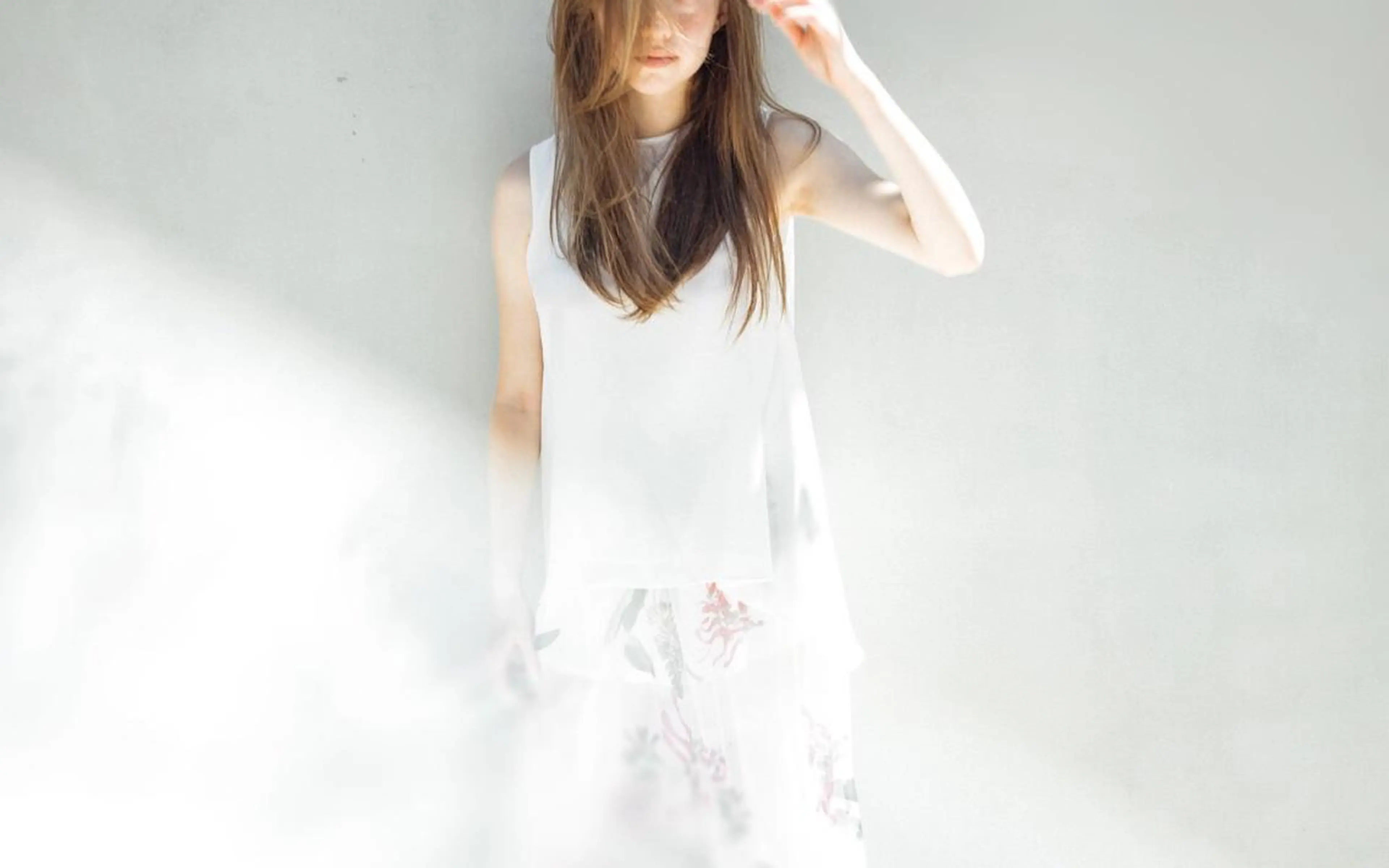 セミロング カラー セミロングパーマ アディクシーカラー バレイヤージュ ベージュカラー ブリーチ ヘアカラー トリートメント 隠れ家美容室 RAW TOKYO 【公式】のヘアスタイル