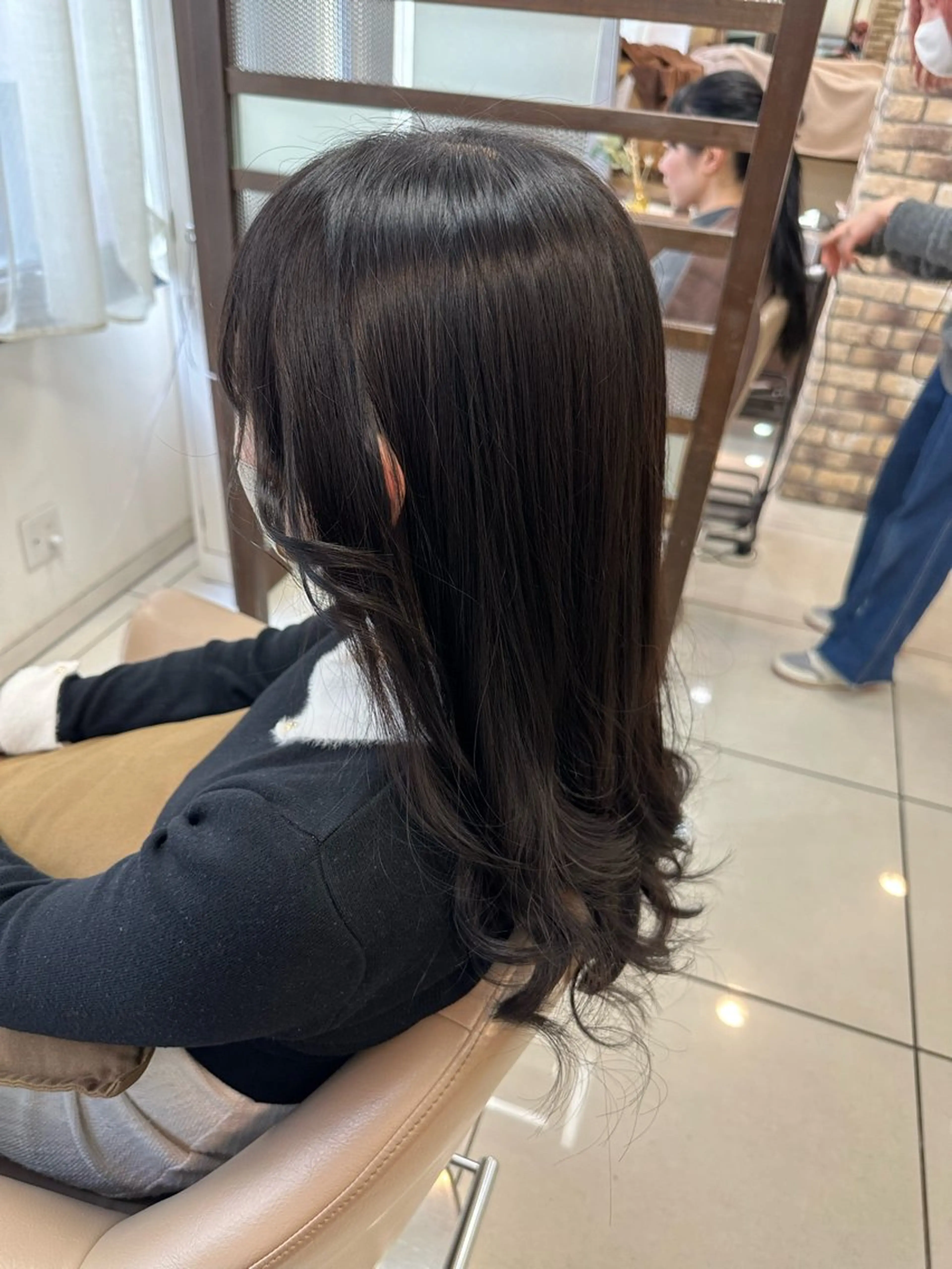 ロング カラー 縮毛矯正/髪質改善 グレージュカラーのヘアスタイル