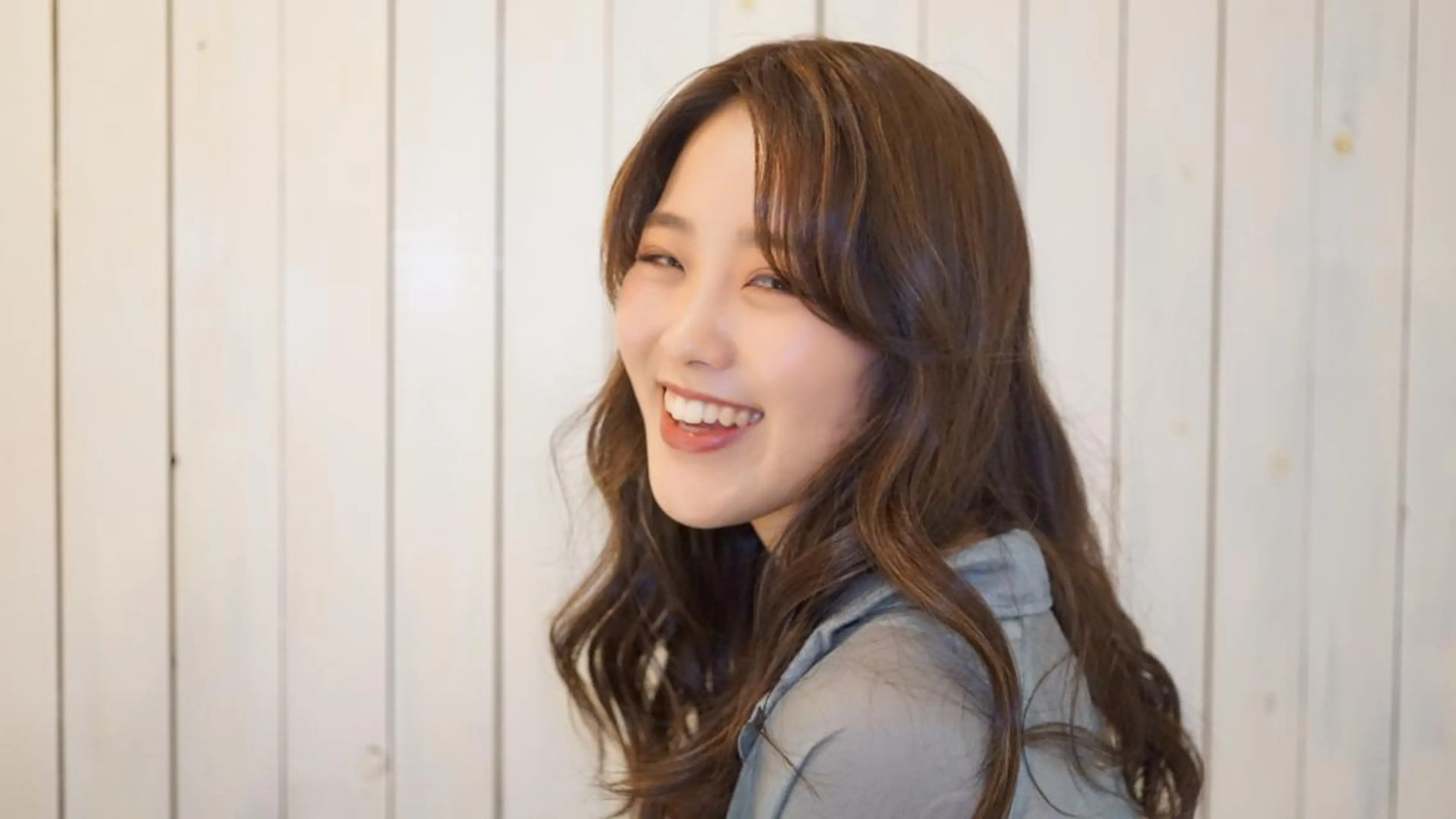セミロング KOBAYASHI TEPPEIのヘアスタイル