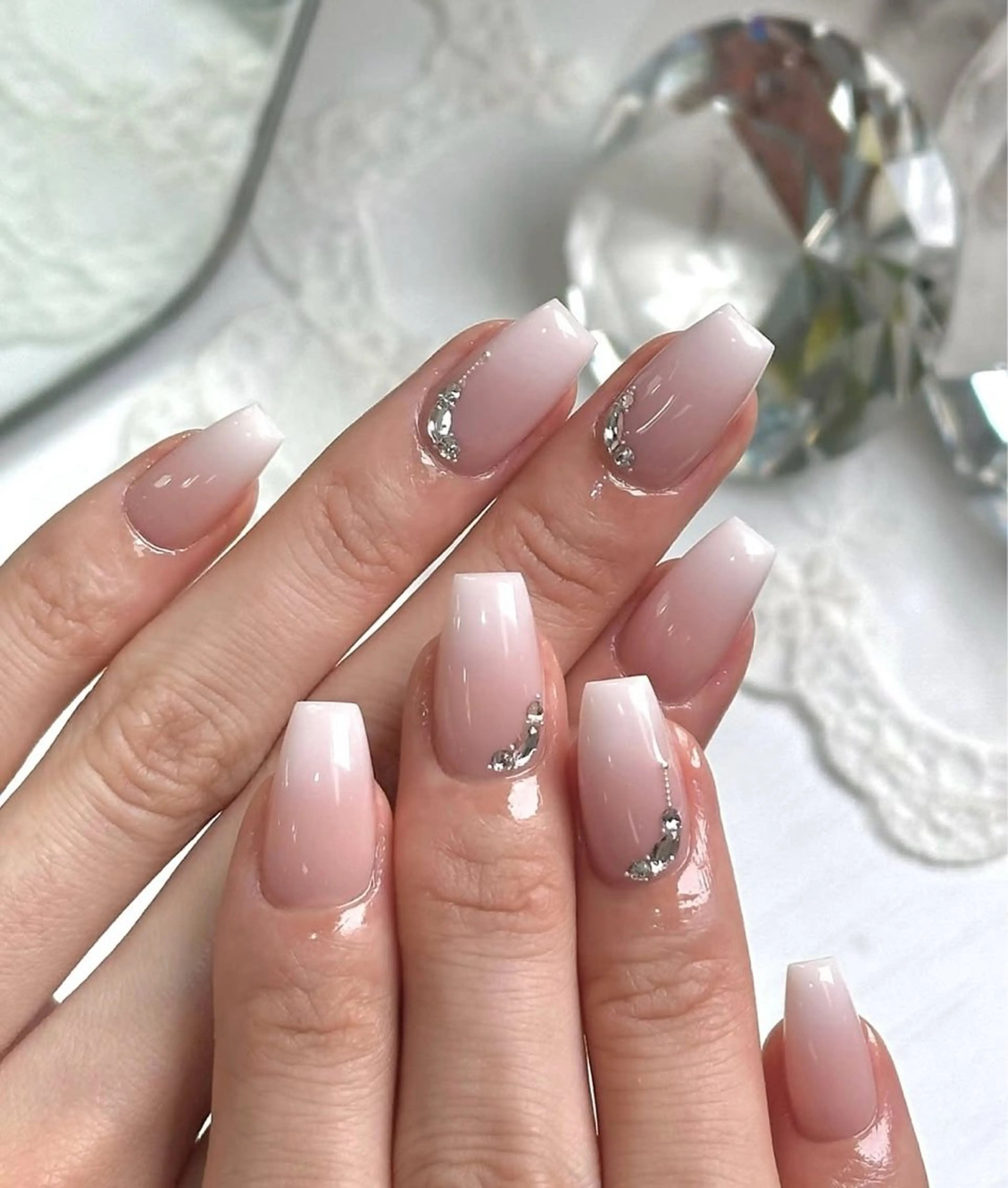 ネイル NailSalon✨ Écrinエクランのネイルデザイン