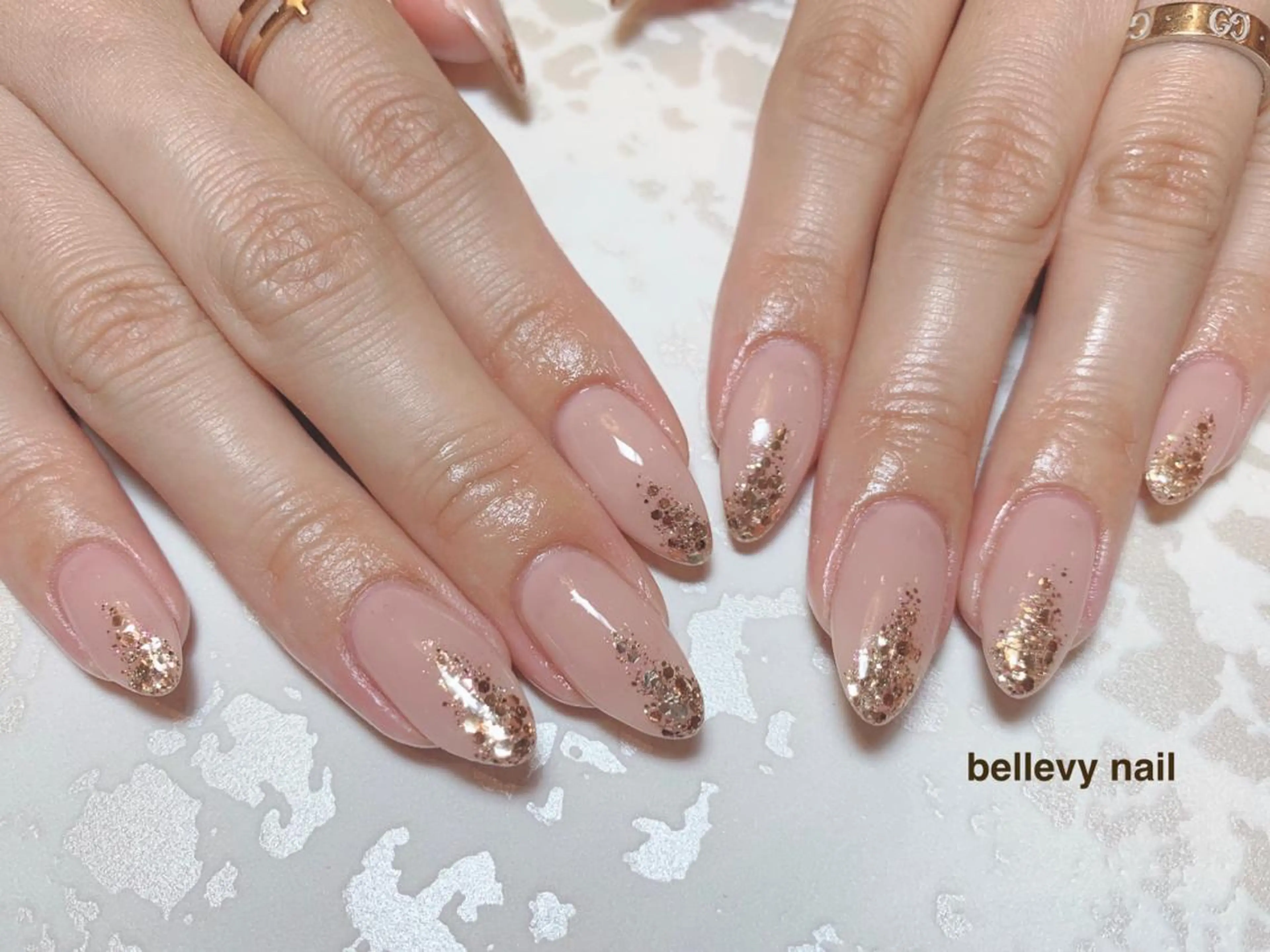 ネイル ラメ(グリッター) bellevy所属・藤原 はずきのネイルデザイン