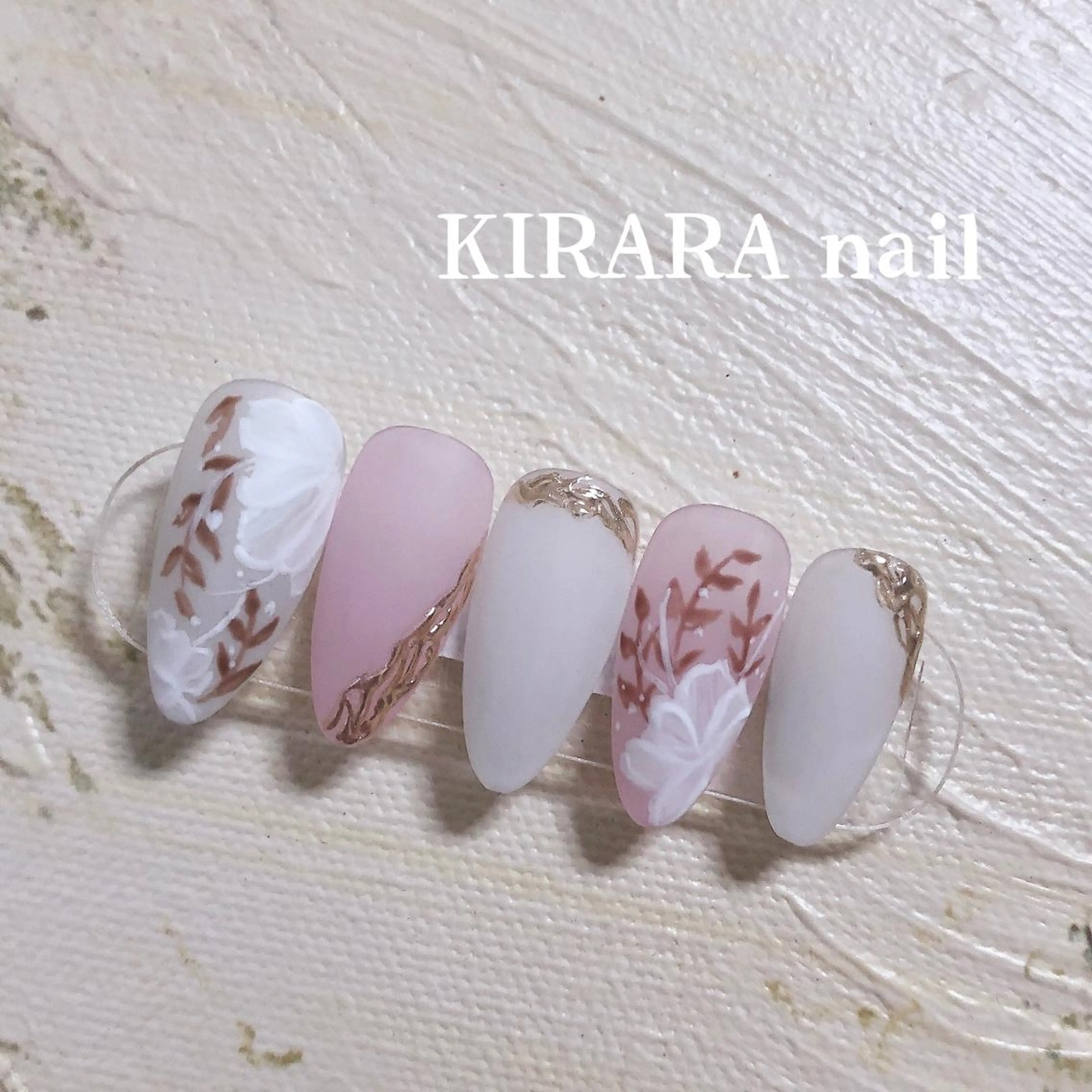 ネイル ハンドネイル KIRARA ネイルサロンのネイルデザイン
