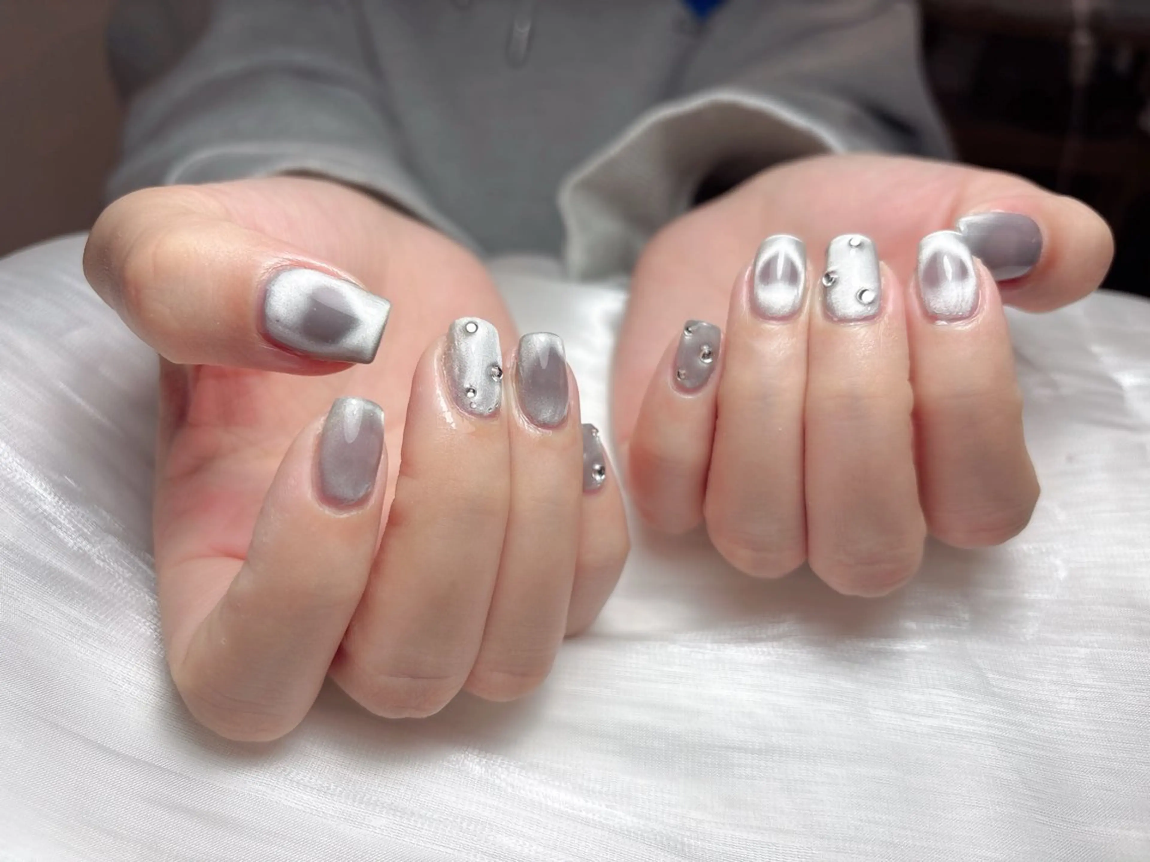 ネイル ハンドネイル ハンドケア みなみ 。のネイルデザイン