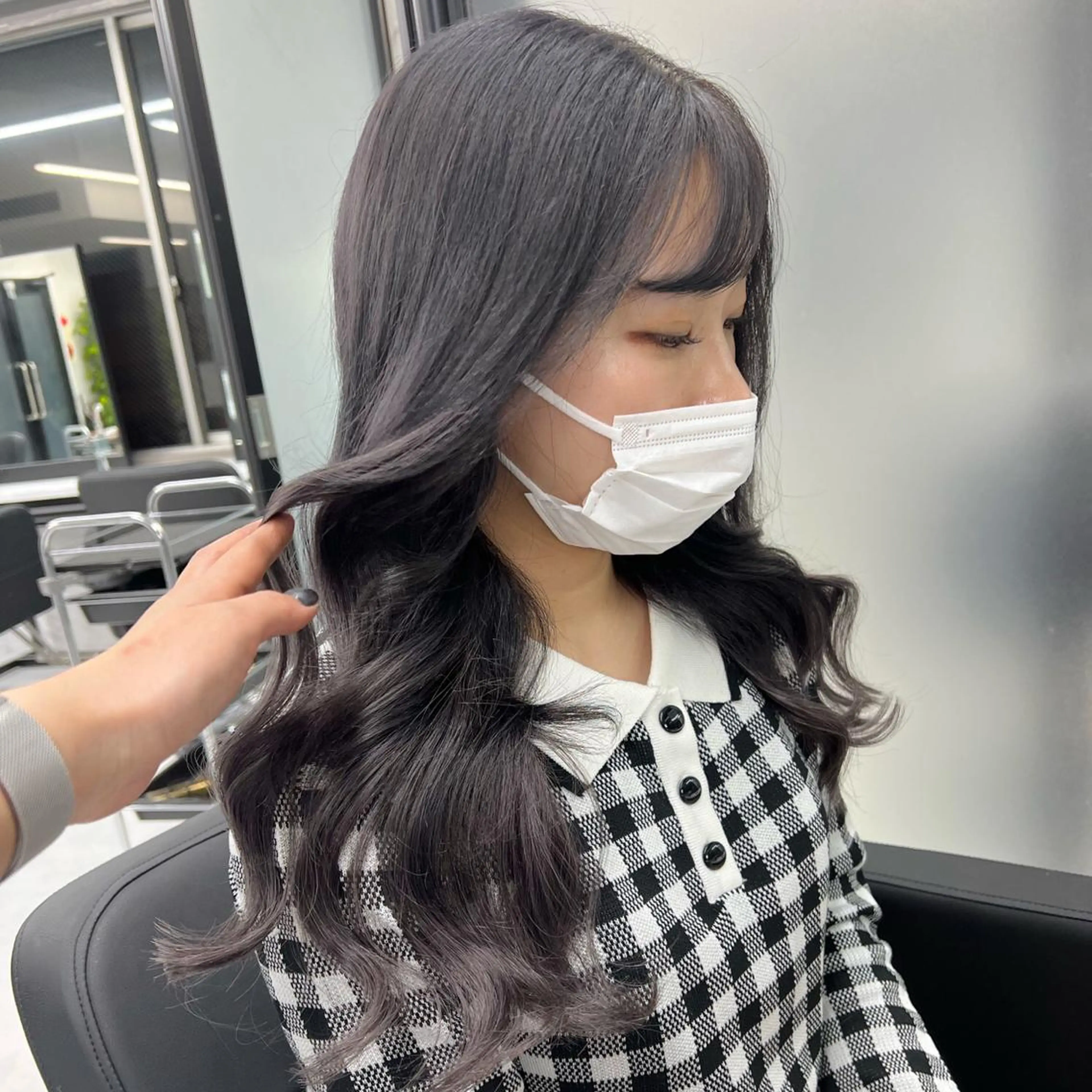 ロング カラー シールエクステ ハイトーンカラー エクステ ヘアカラー エクステ シールエクステ特化 ハイトーン、NANAのヘアスタイル